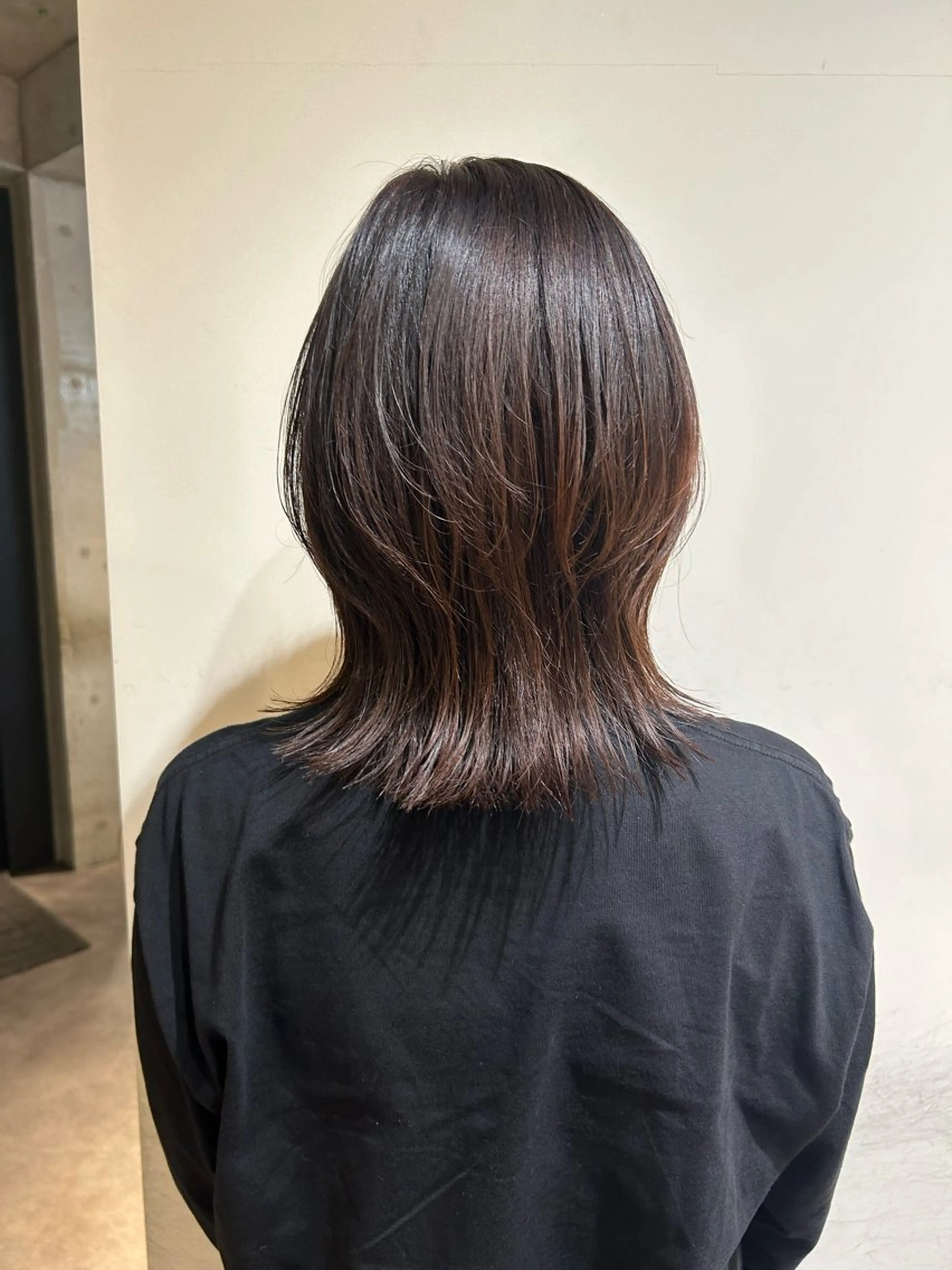 ミディアム カラー くびれヘア ハイレイヤー レイヤーカット 外ハネヘア 👒oikawa kaede🍃のヘアスタイル