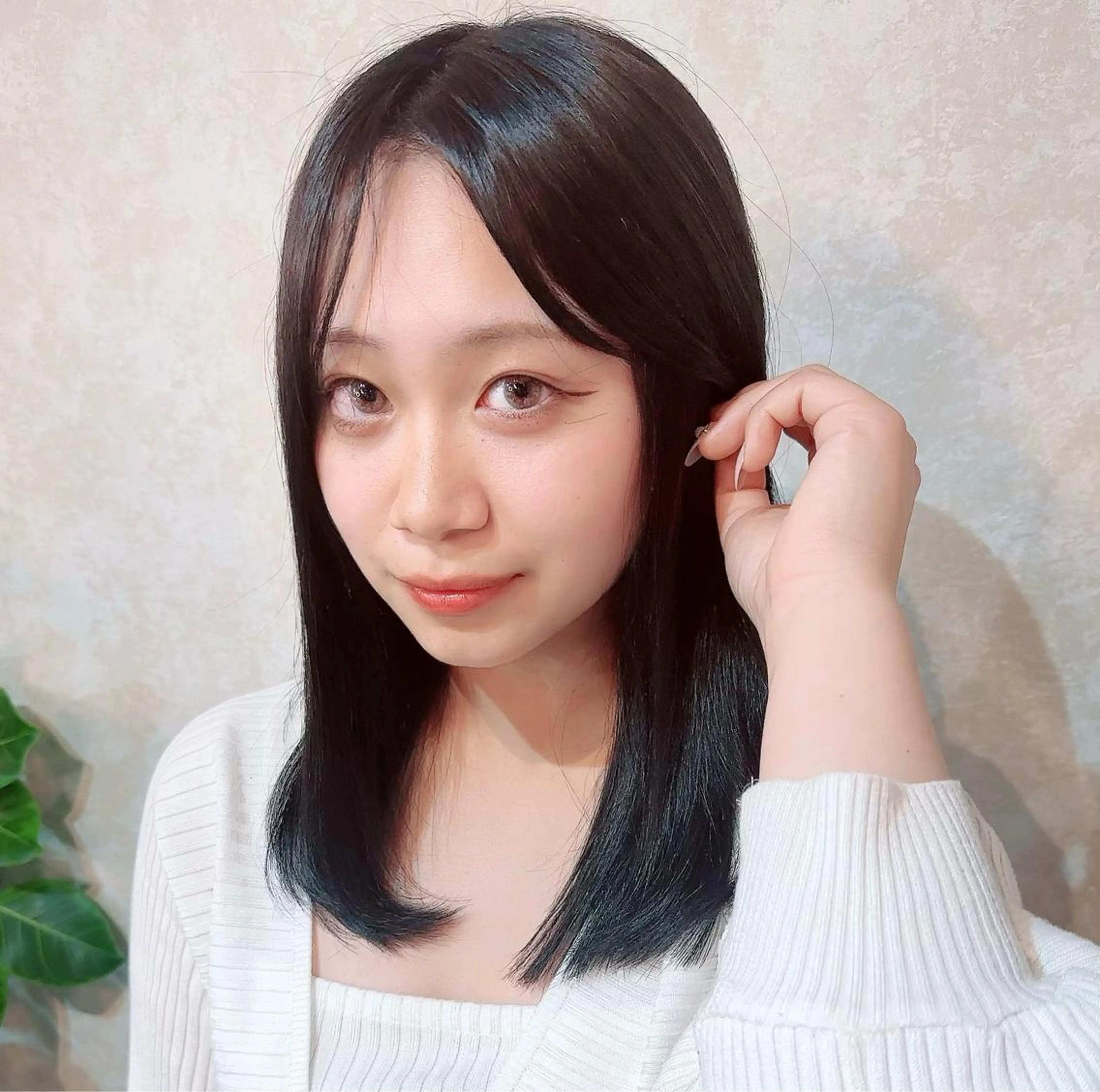 セミロング カラー 黒髪 ハイトーンカラー パープルカラー 髪質改善 ヘアカラー トリートメント 髪質改善/縮毛矯正 /naokiのヘアスタイル