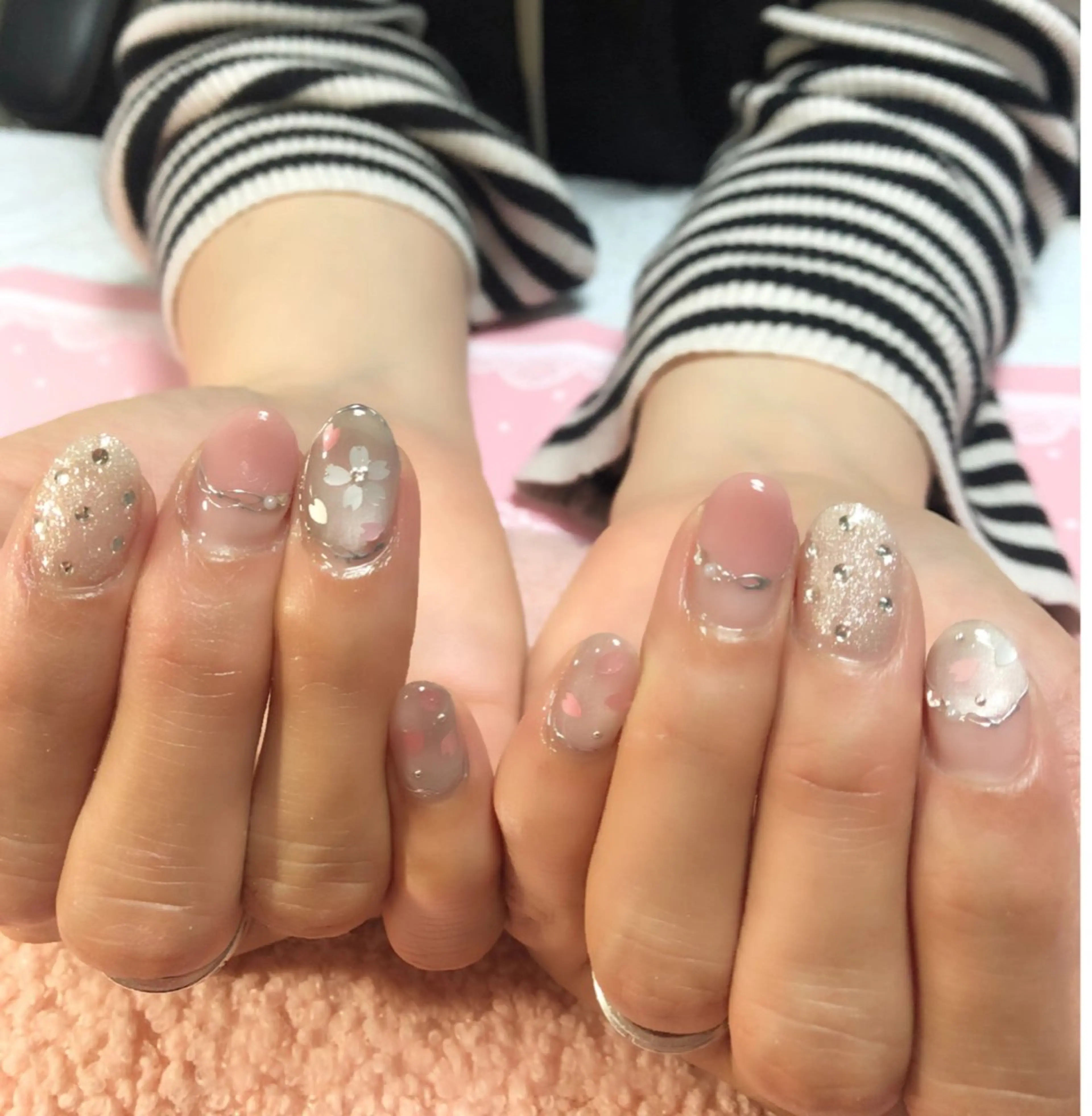 ネイル GＬA D所属・ＧＬAD グラットのネイルデザイン