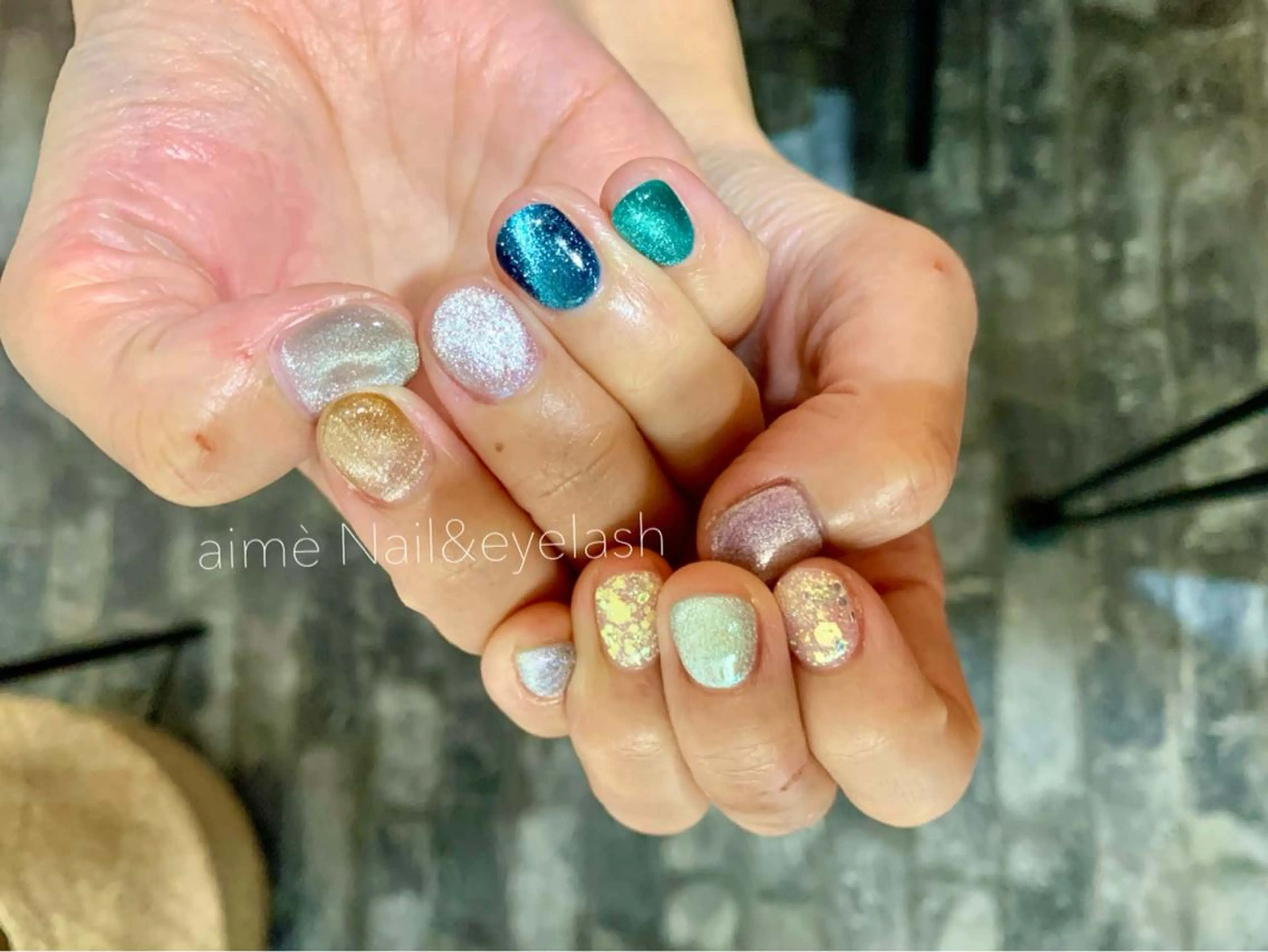 ネイル キラキラネイル マグネットネイル aime 中崎町のネイルデザイン