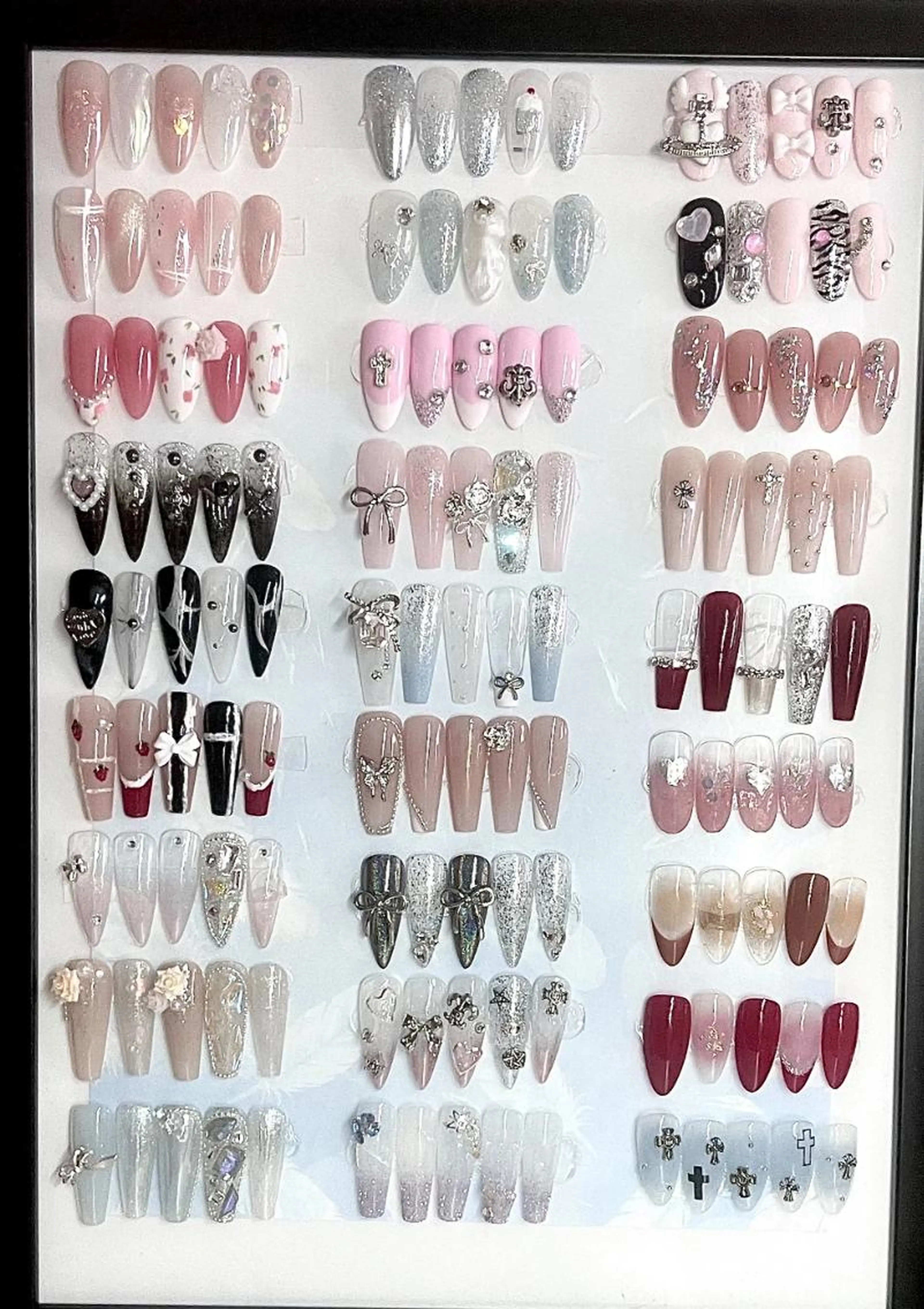 シンプル定額デザイン　カラー変更可能　新規オフ無料　8980の写真