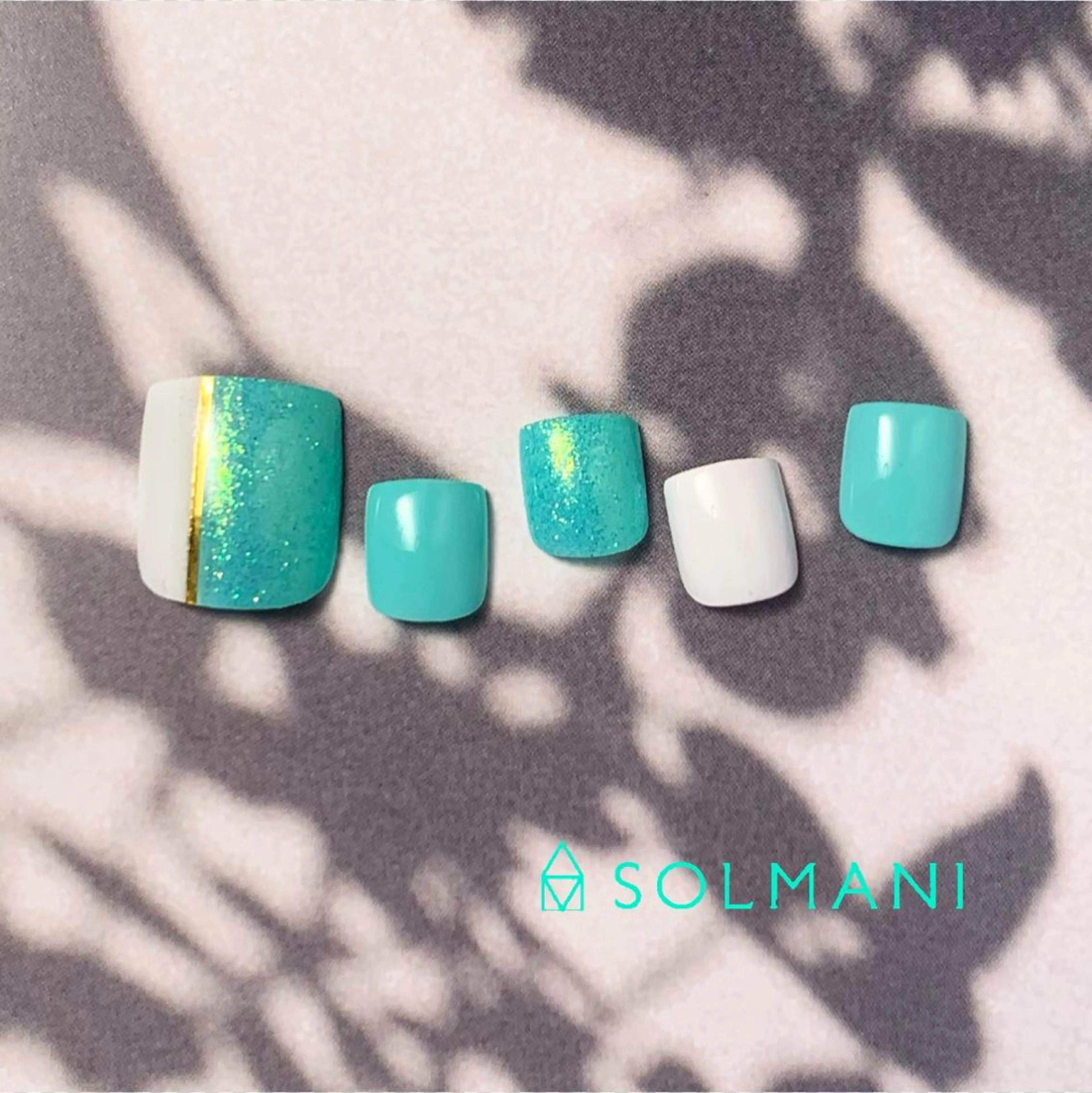 ネイル フットネイル SOLMANI 予約担当のネイルデザイン