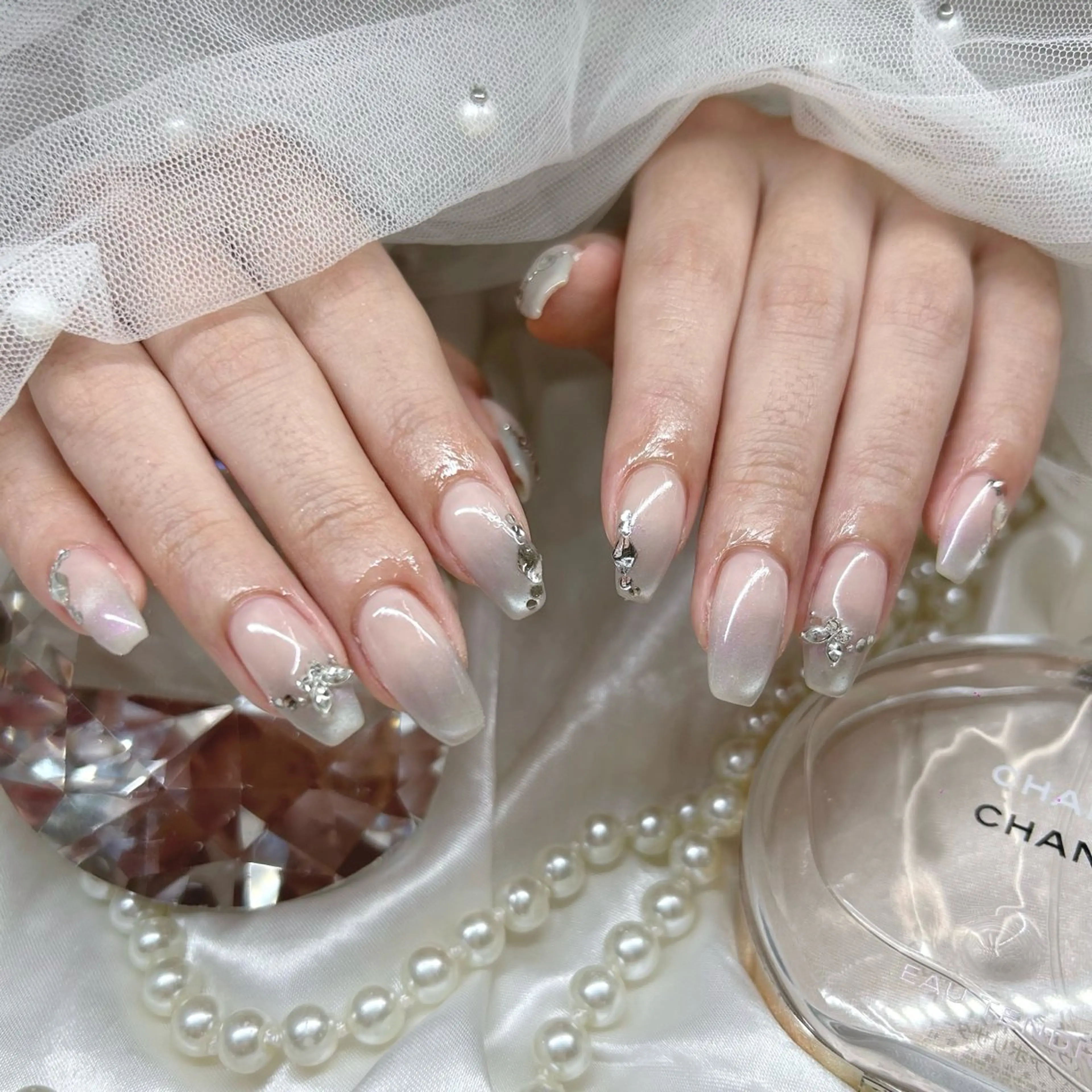 ミディアム ハンドネイル Nailsalon Angeのネイルデザイン