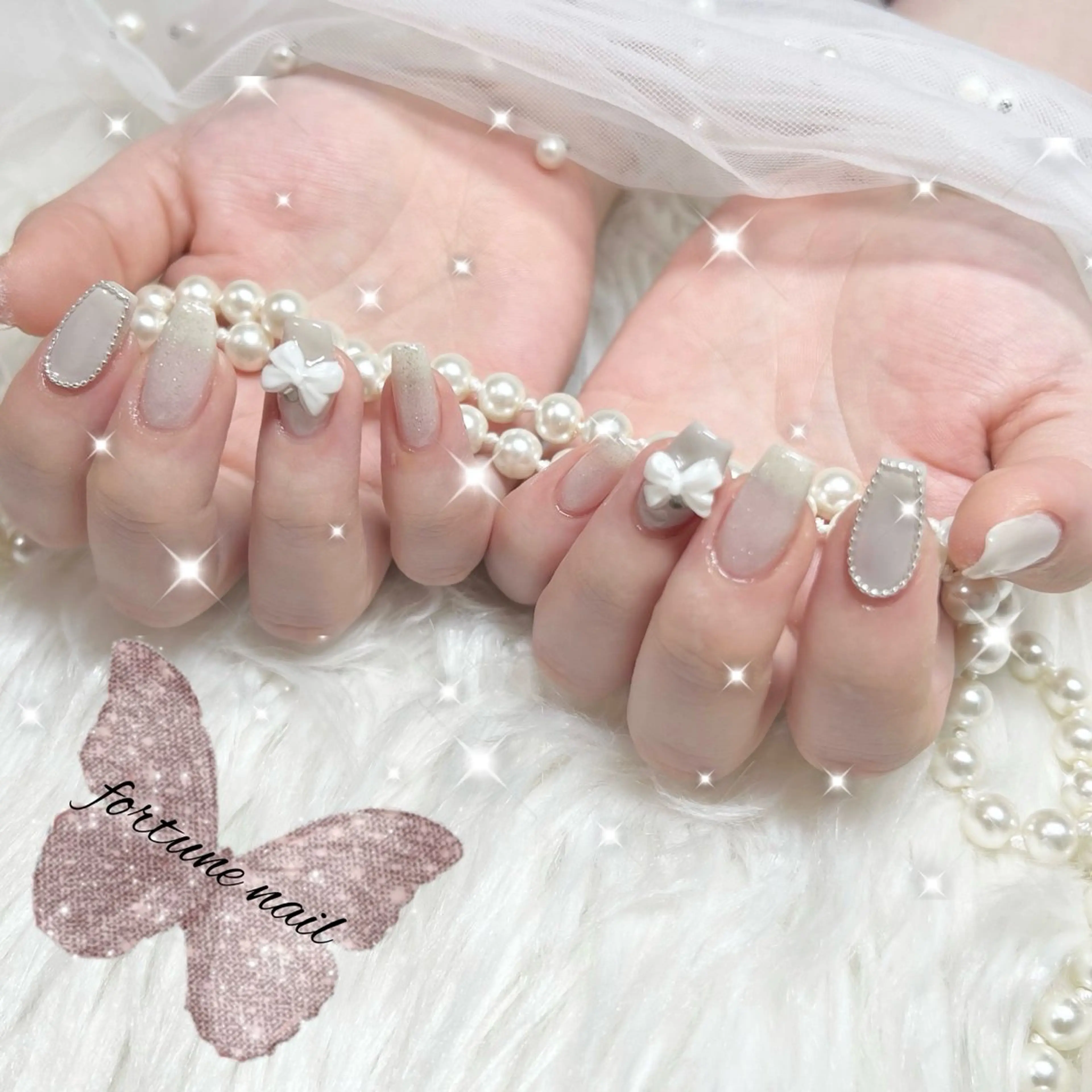 ネイル ガーリー 韓国ネイル シンプルネイル ワンホンネイル ハンドネイル 💜 Yuuna💜のネイルデザイン