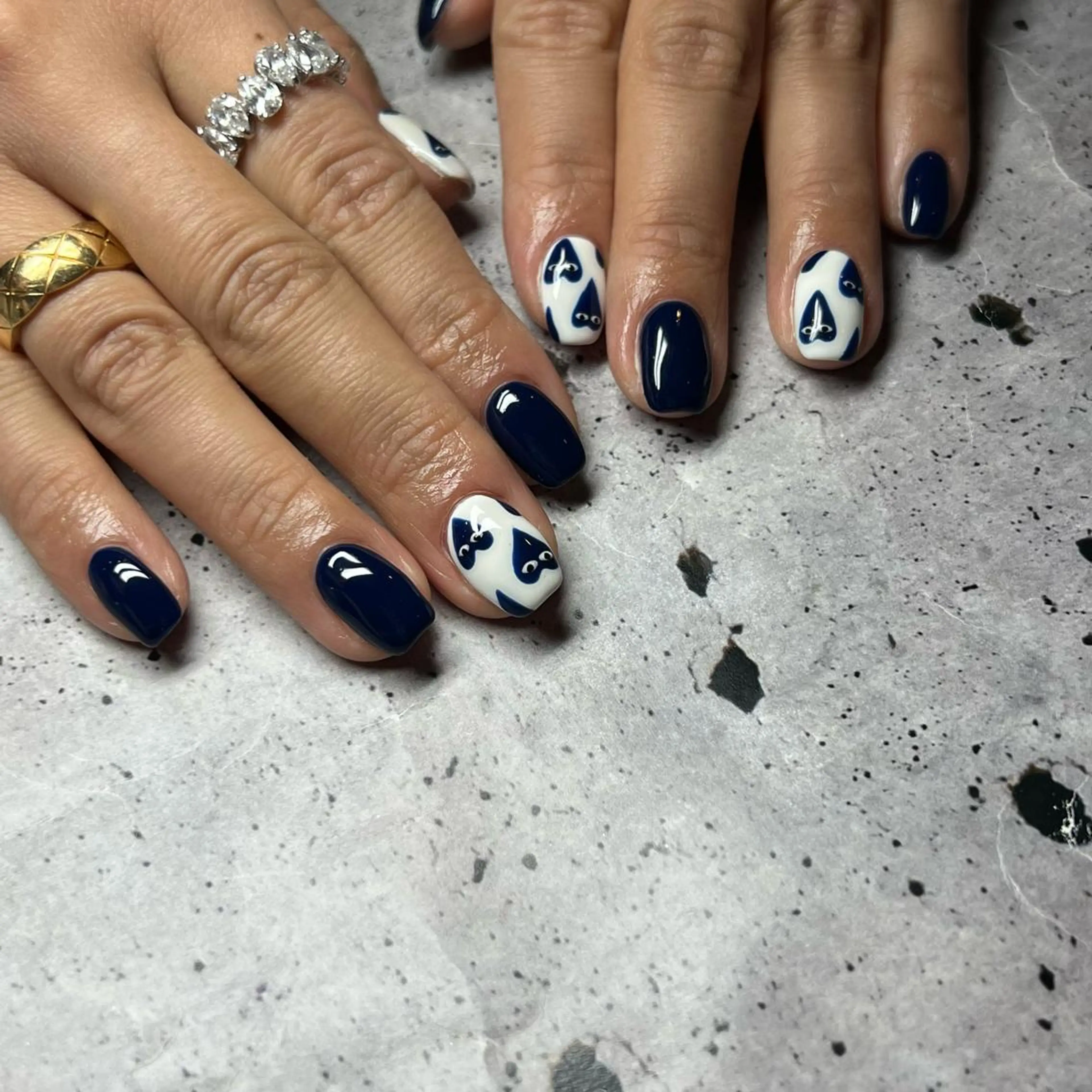 ネイル ハンドネイル 𝐫𝐚𝐢 𝐧𝐚𝐢𝐥の眉毛・アイブロウイメージ