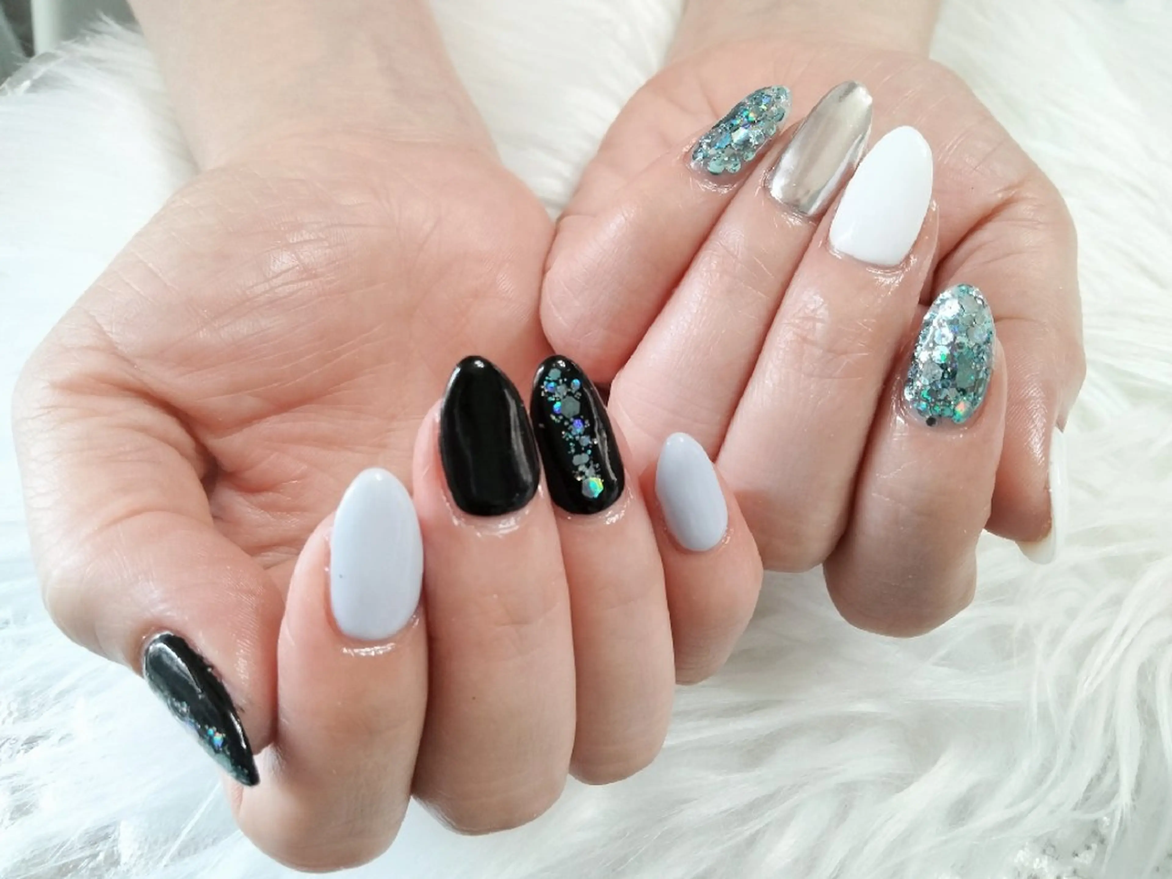 ネイル ミラーネイル オフィスネイル ワンカラーネイル 春ネイル ハンドネイル ハンドケア Beaubie nailサロンのネイルデザイン