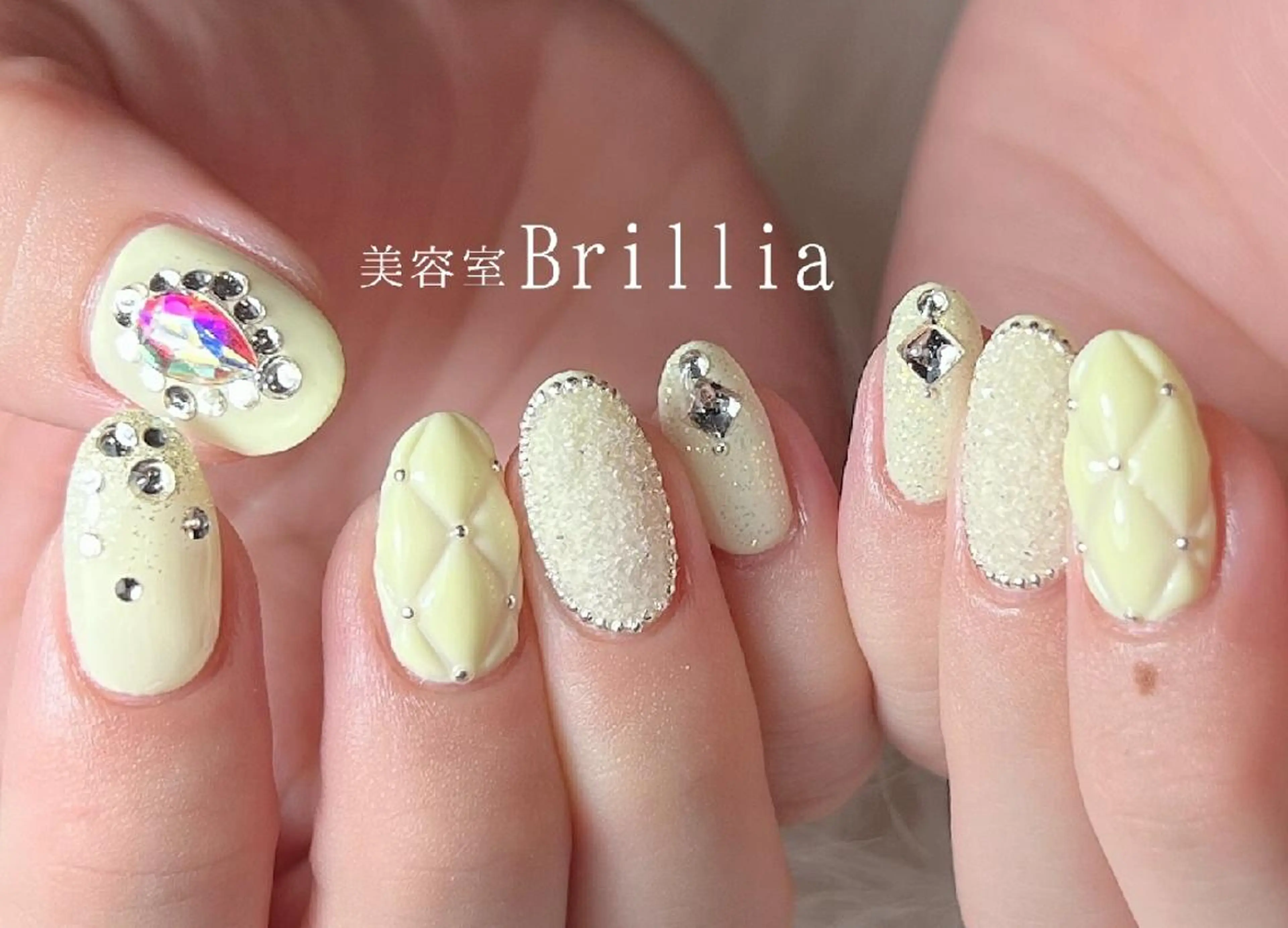 ネイル ハンドネイル 柴田 彩のネイルデザイン