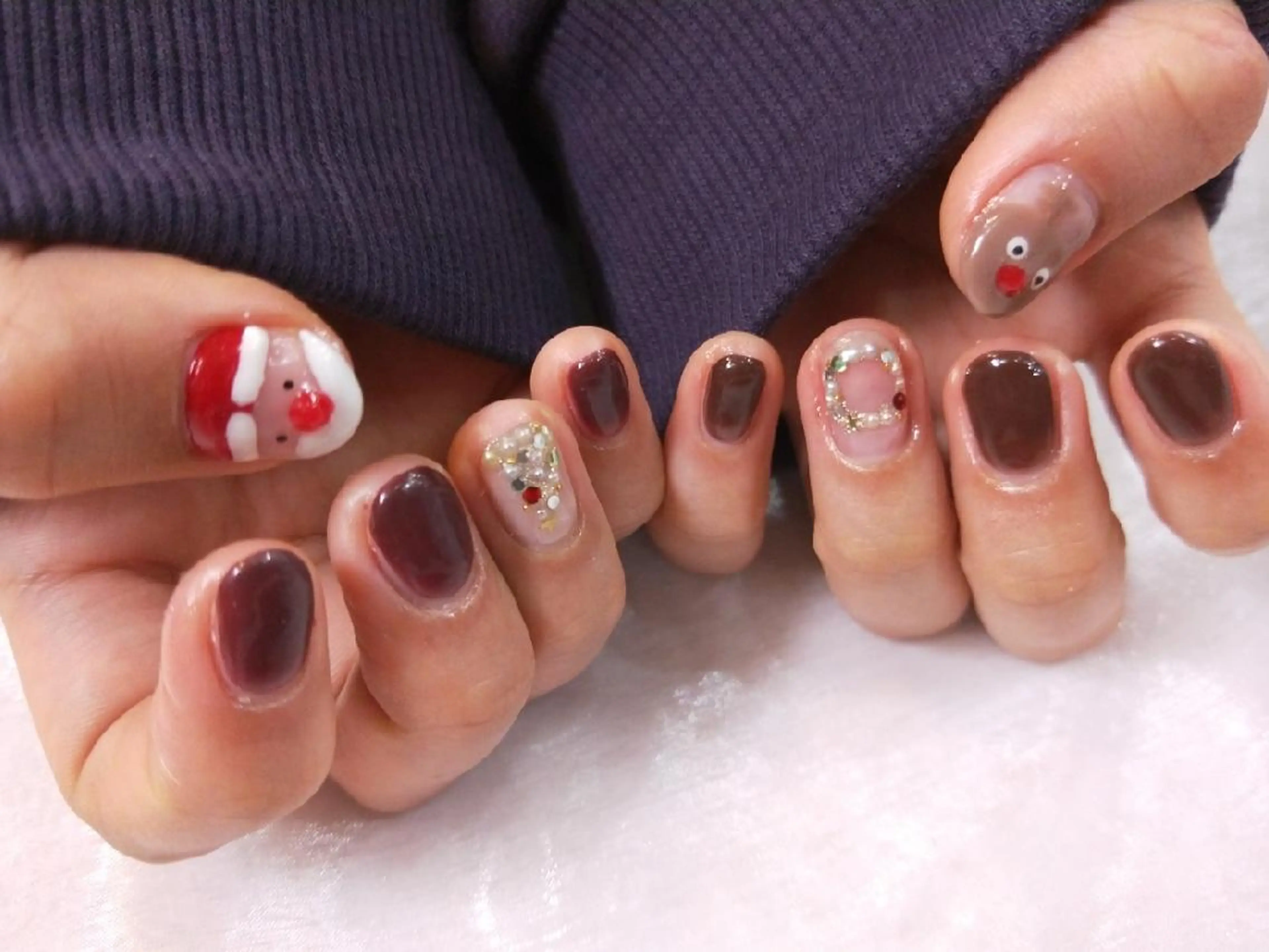 ネイル ハンドネイル ハンドケア R'well所属・はばすみれ🎀ﾈｲﾙ 光ﾌｪｲｼｬﾙ ﾍｱのネイルデザイン