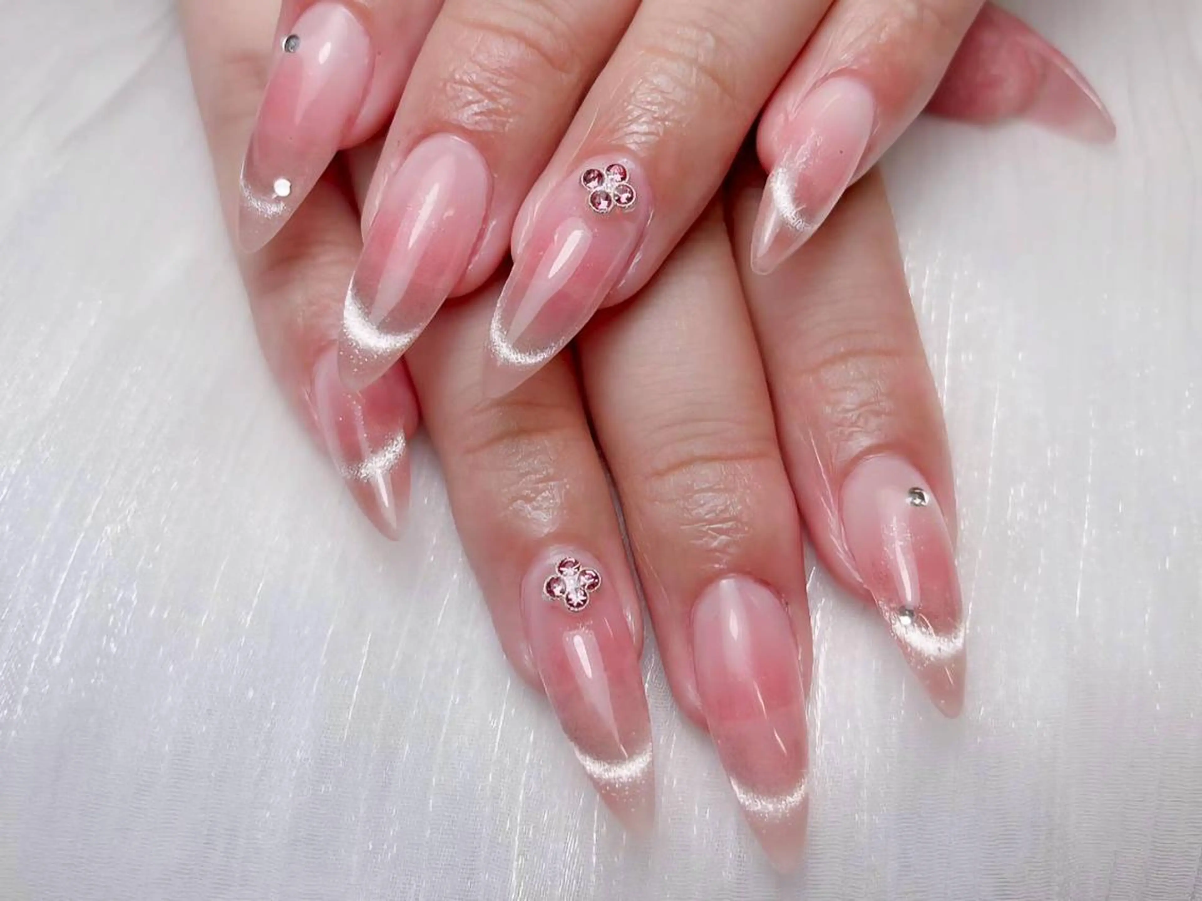 ネイル ジェルネイル 韓国ネイル パラジェル ワンホンネイル ハンドネイル MIHANA 西川口 /Jrネイリストのネイルデザイン