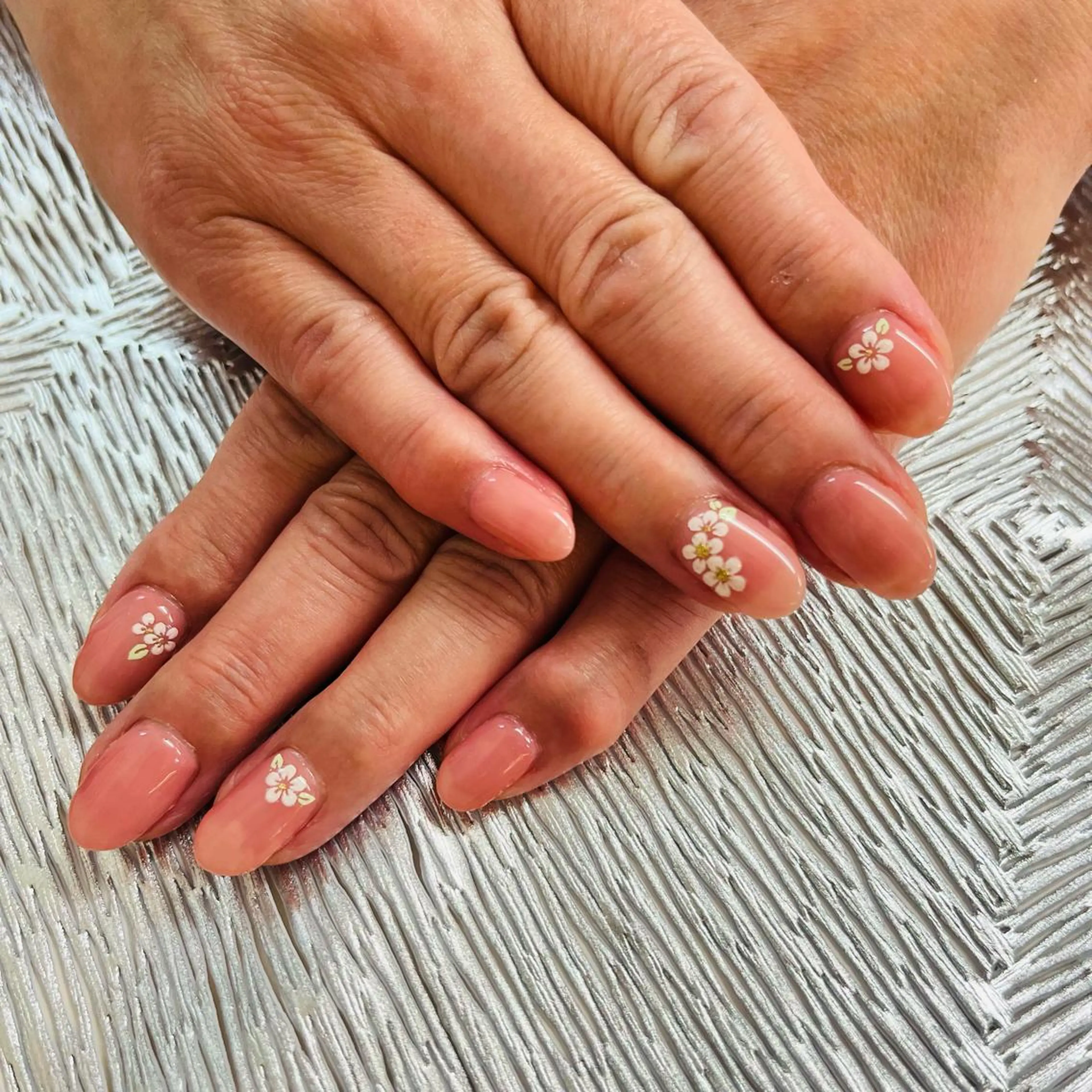 ネイル アートネイル ワンカラーネイル Briwa✨nail 💅enoi ❤︎のネイルデザイン