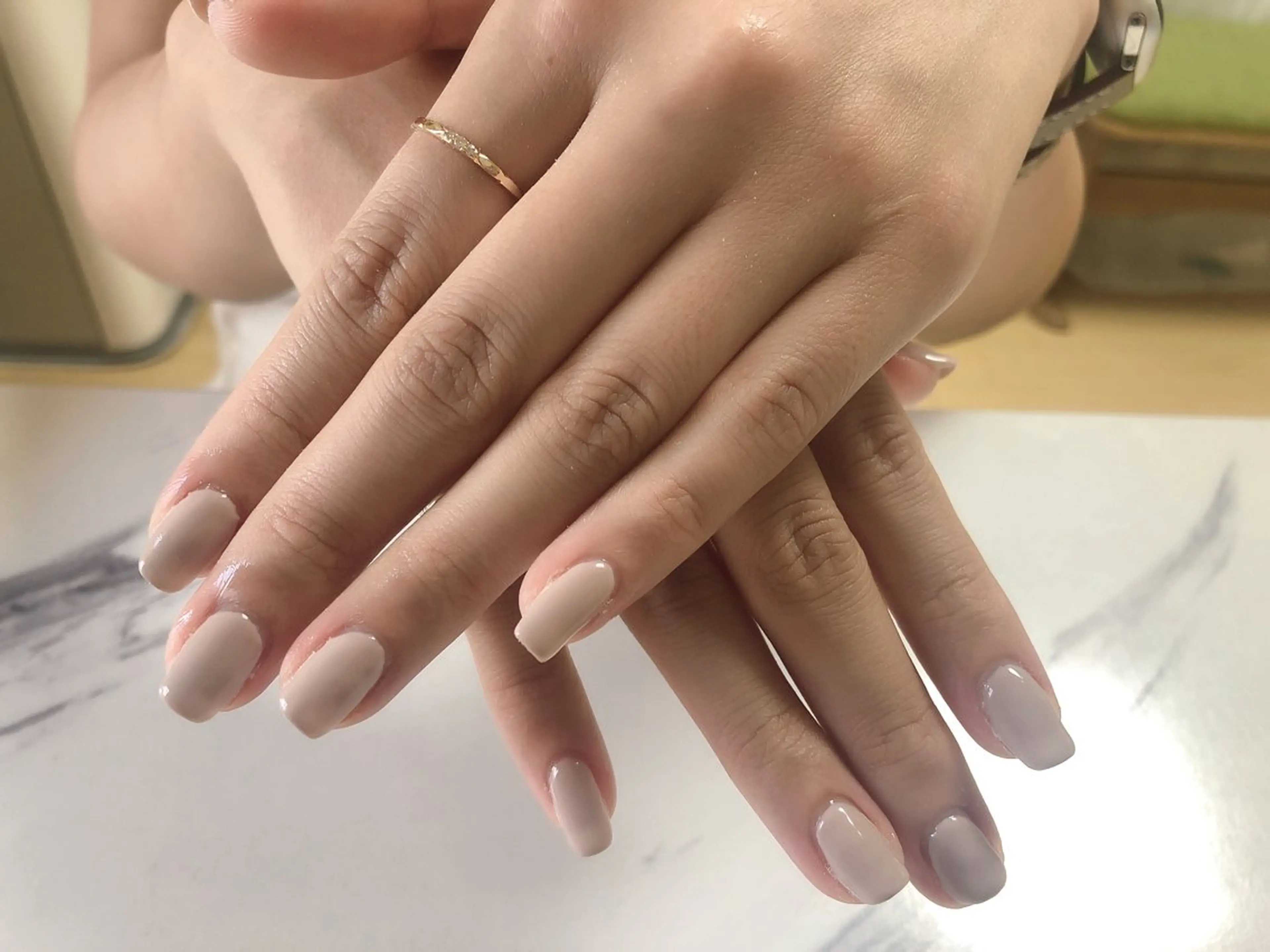 カラー lucky シュウのネイルデザイン