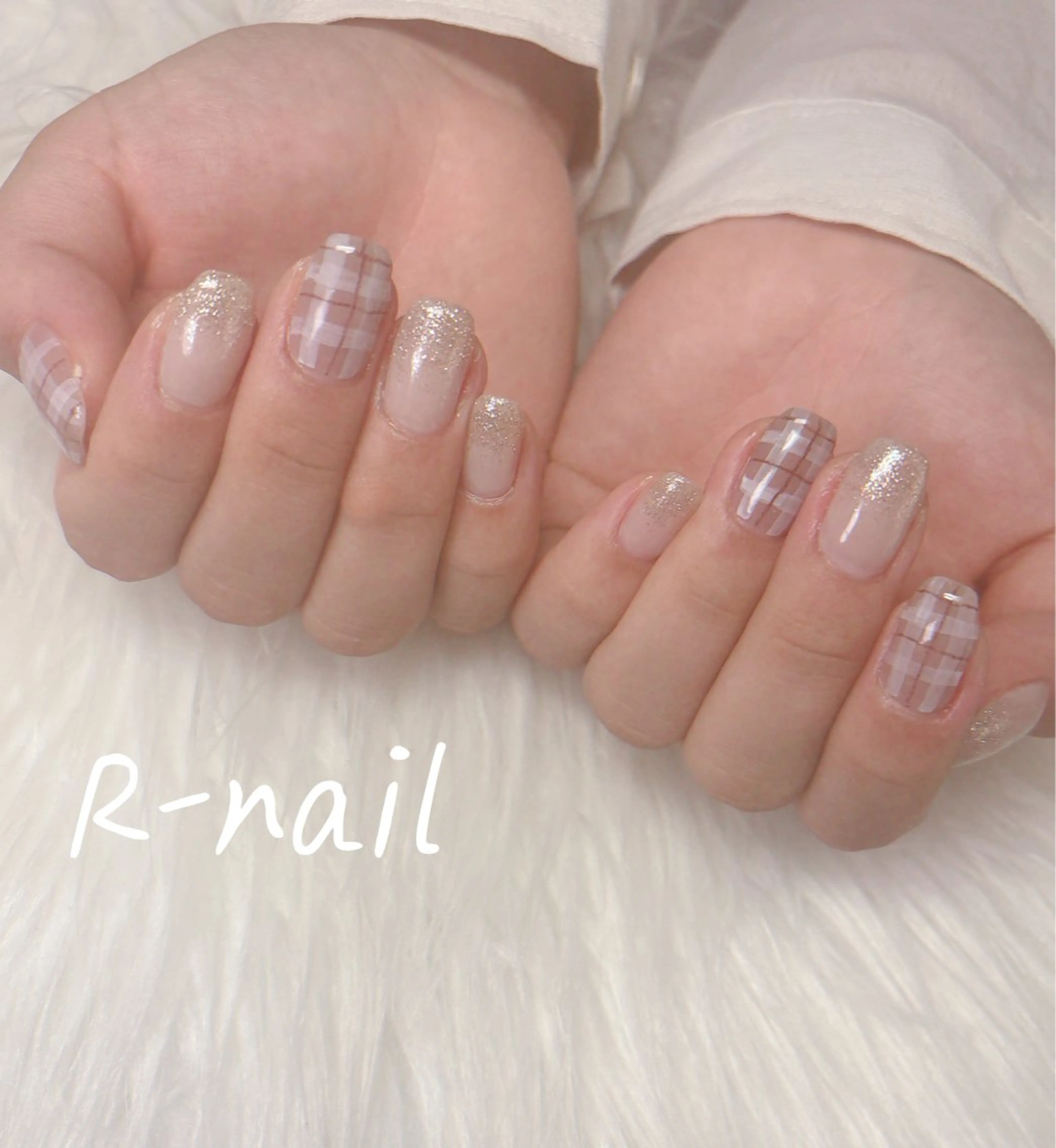 ネイル ラメ(グリッター) ラメグラデーション ハンドネイル R-nail salonのネイルデザイン