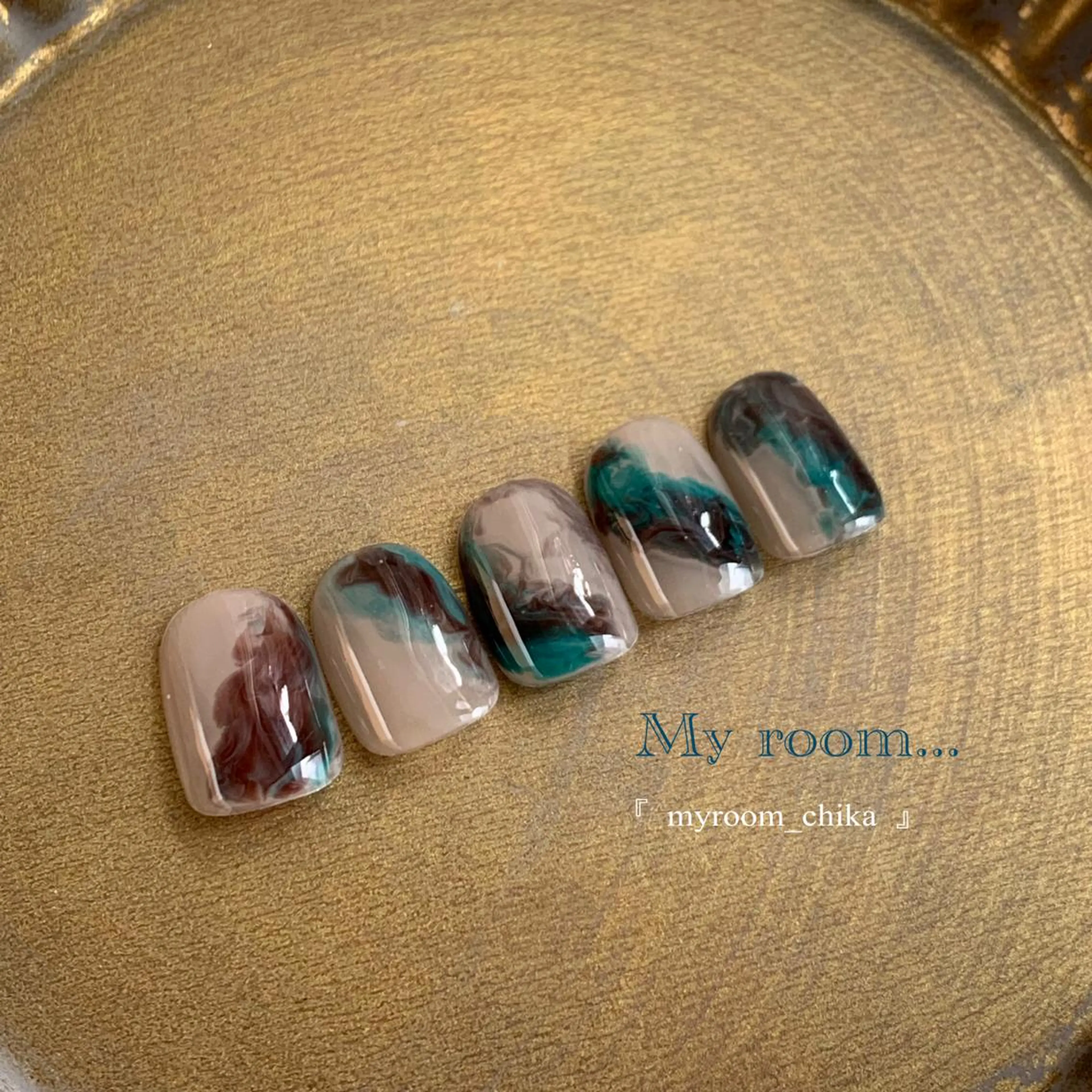 Amua.facial salon所属・Amua.ハーブ 新宿御苑駅前のエステ・リラクイメージ