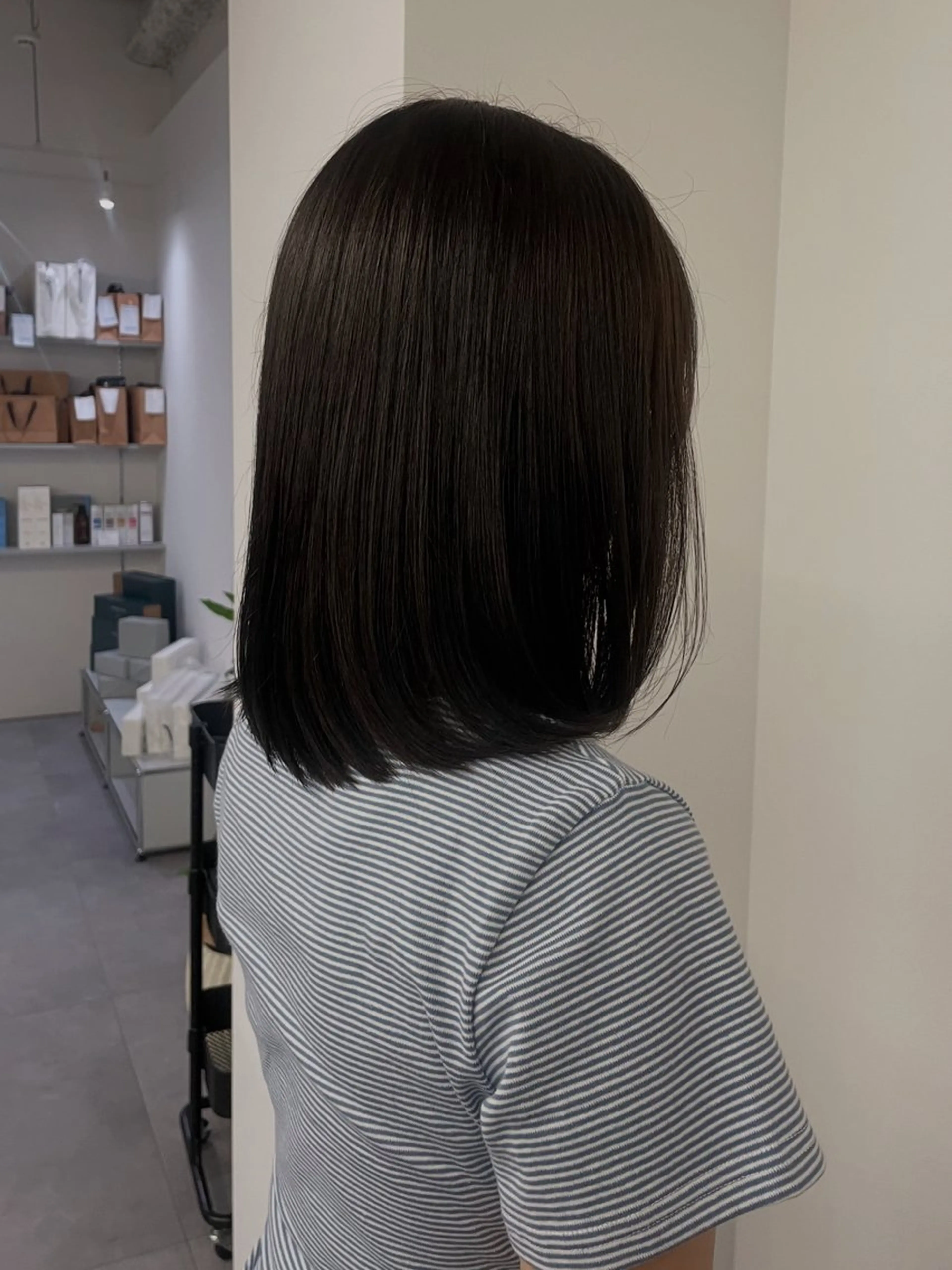 カラー 透明感カラー ダークグレー ダークグレージュ グレージュ カラーモデル募集/ 森本明花のヘアスタイル