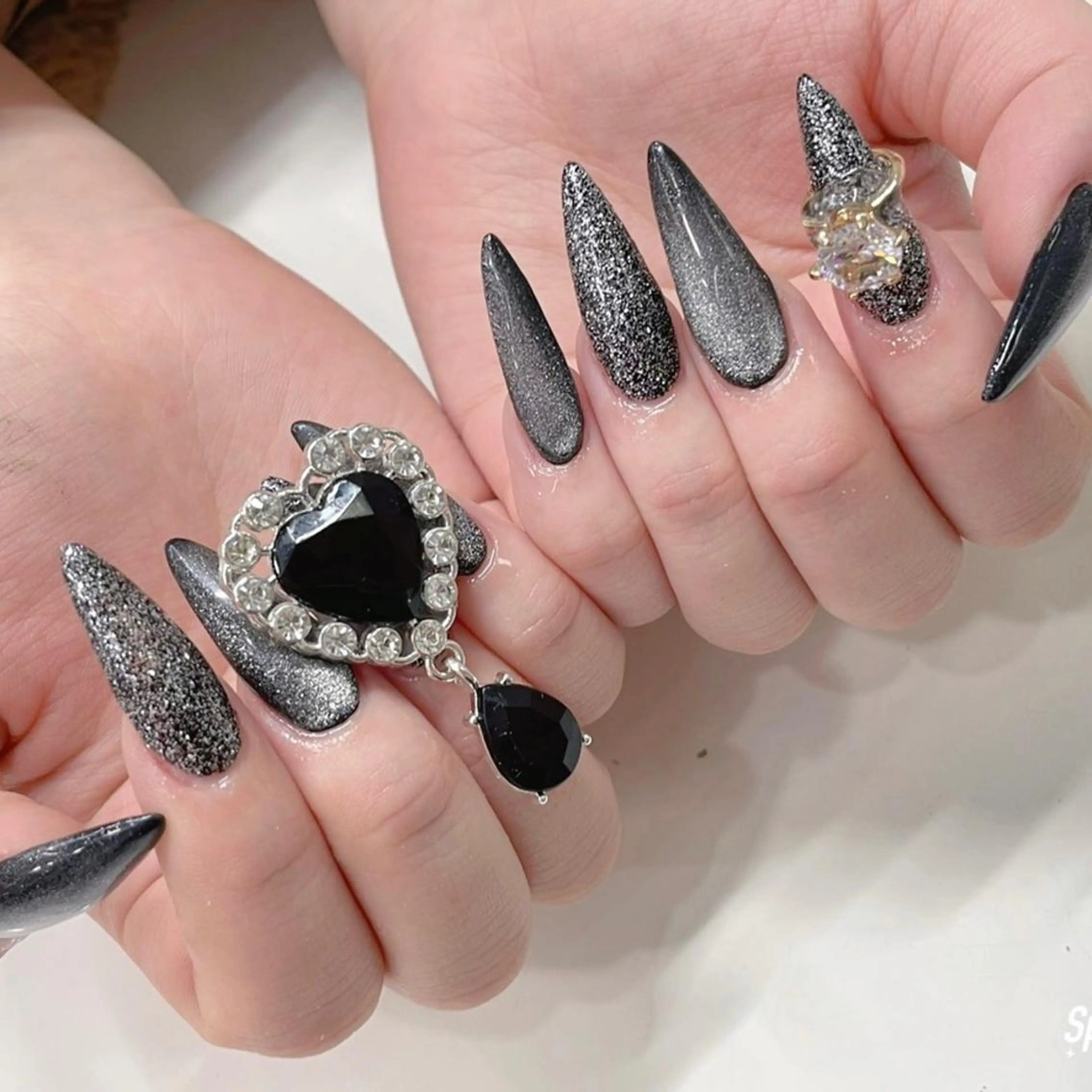 ネイル NAILSGOGO shibuyaのネイルデザイン