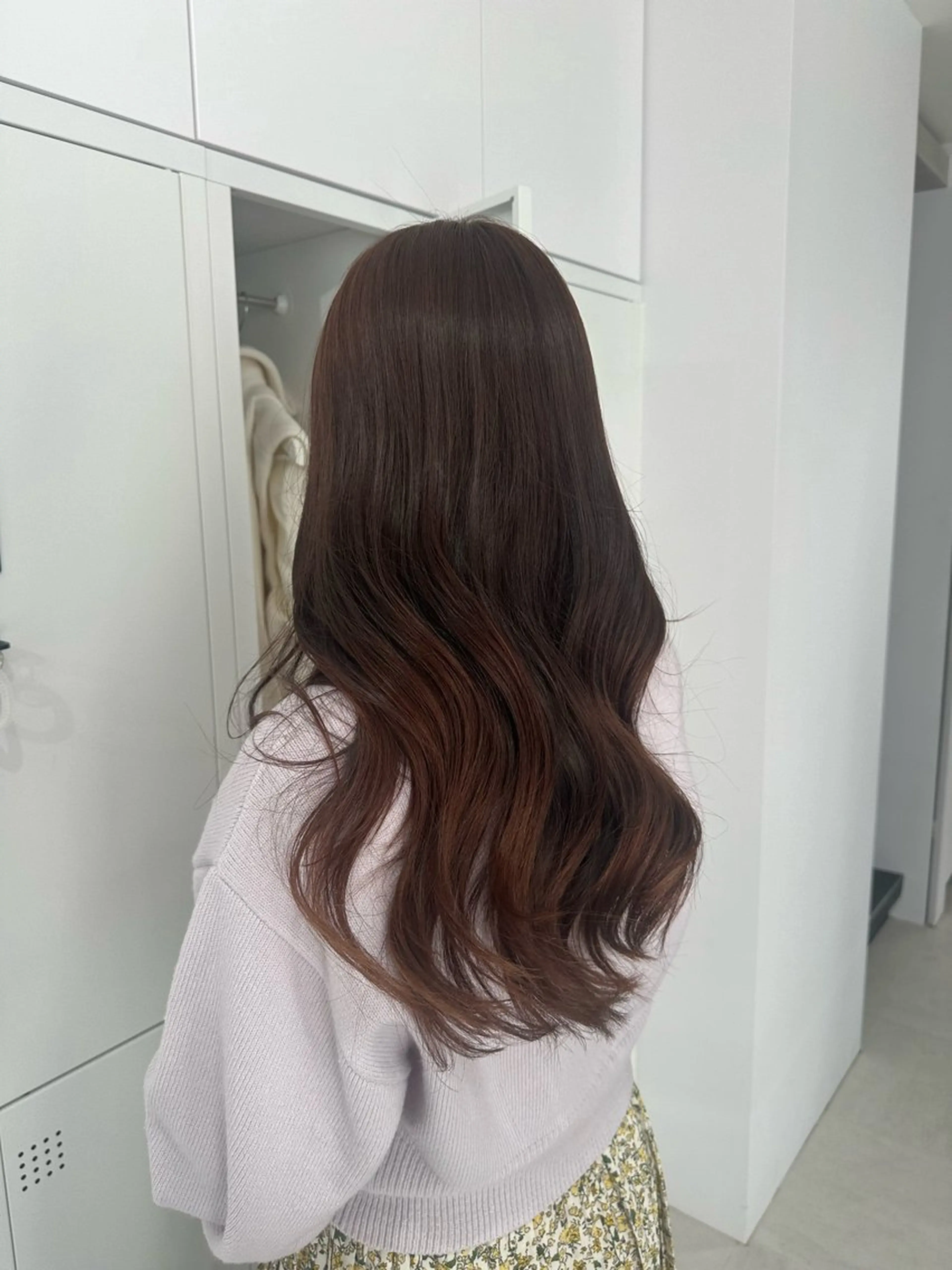 ロング カット ヘアカラー トリートメント ヘアセット ya₥a/メンズカッ ト/透明感カラーのヘアスタイル