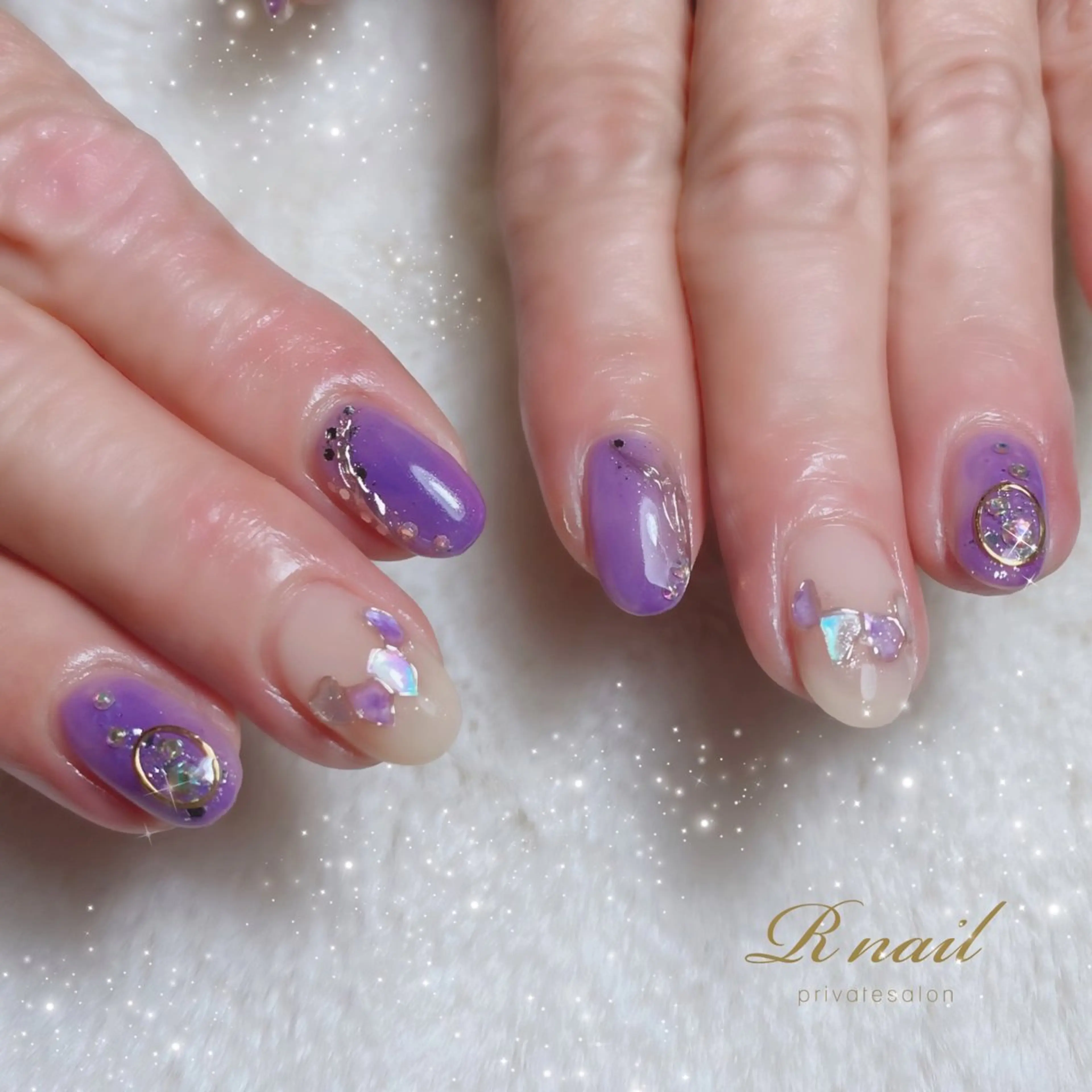 ネイル R nailのネイルデザイン