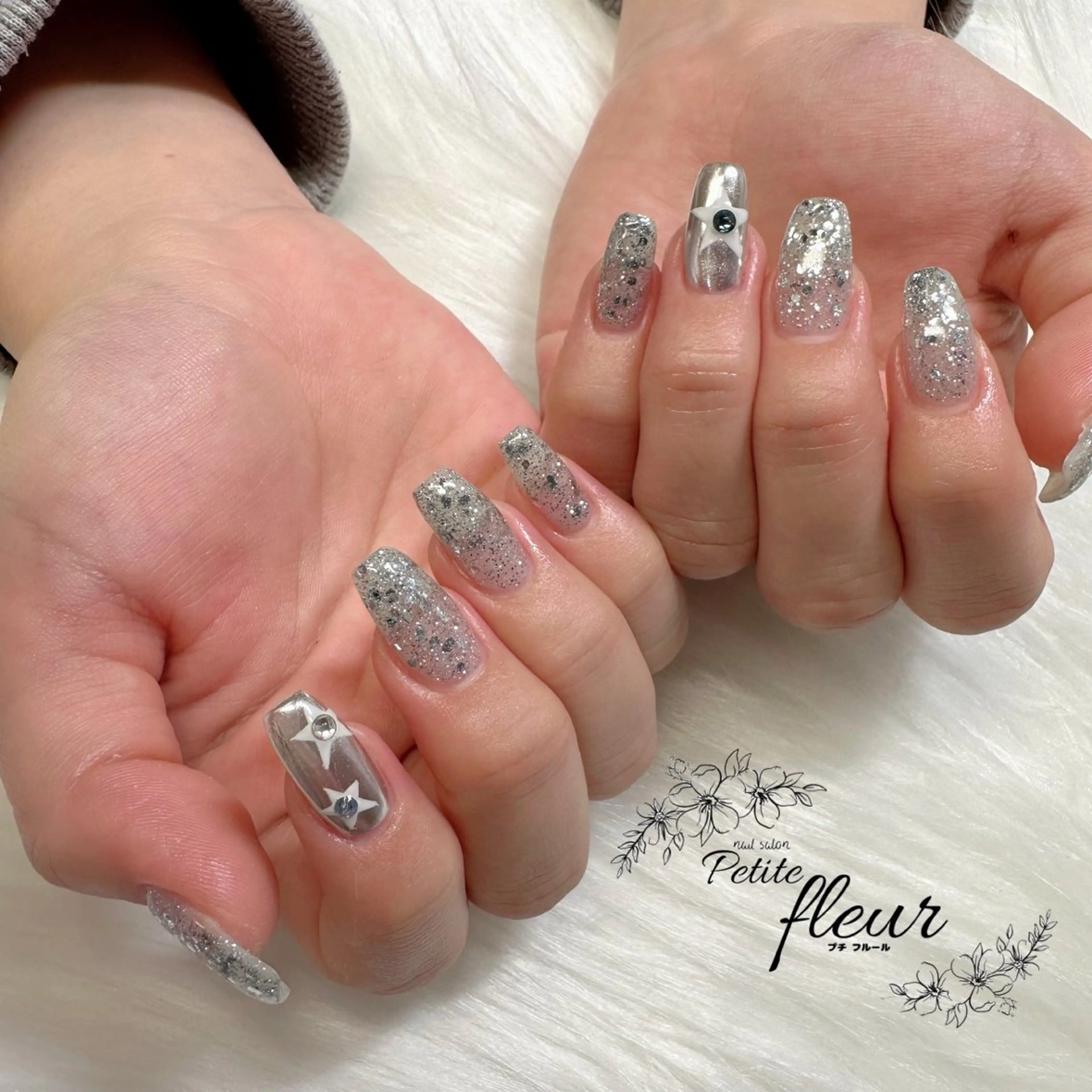 ネイル キラキラネイル ミラーネイル 持ち込み ❁⃘*。Petite fleur❁⃘*りさのネイルデザイン