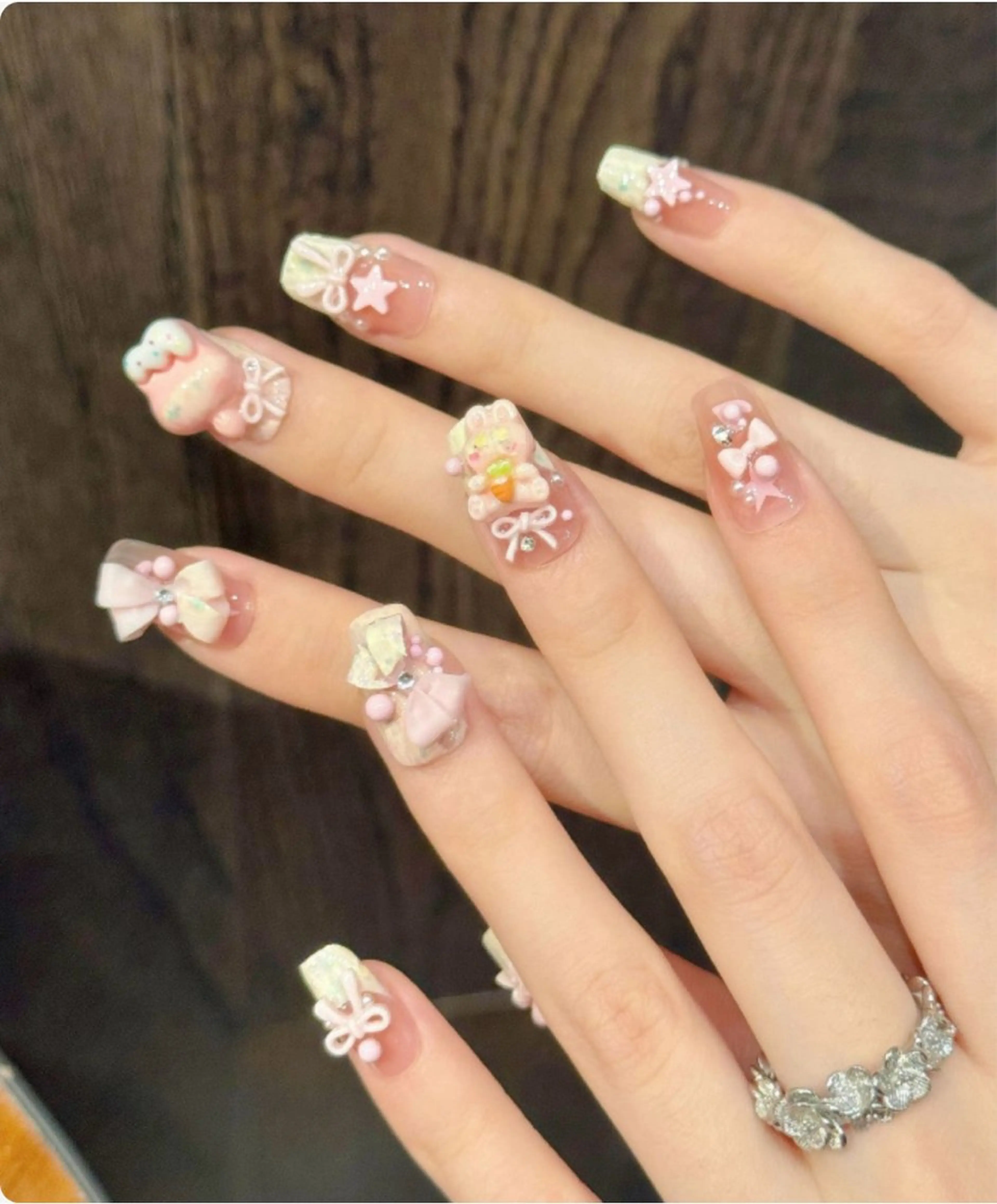 ネイル ガーリー リセス 高田馬場のネイルデザイン