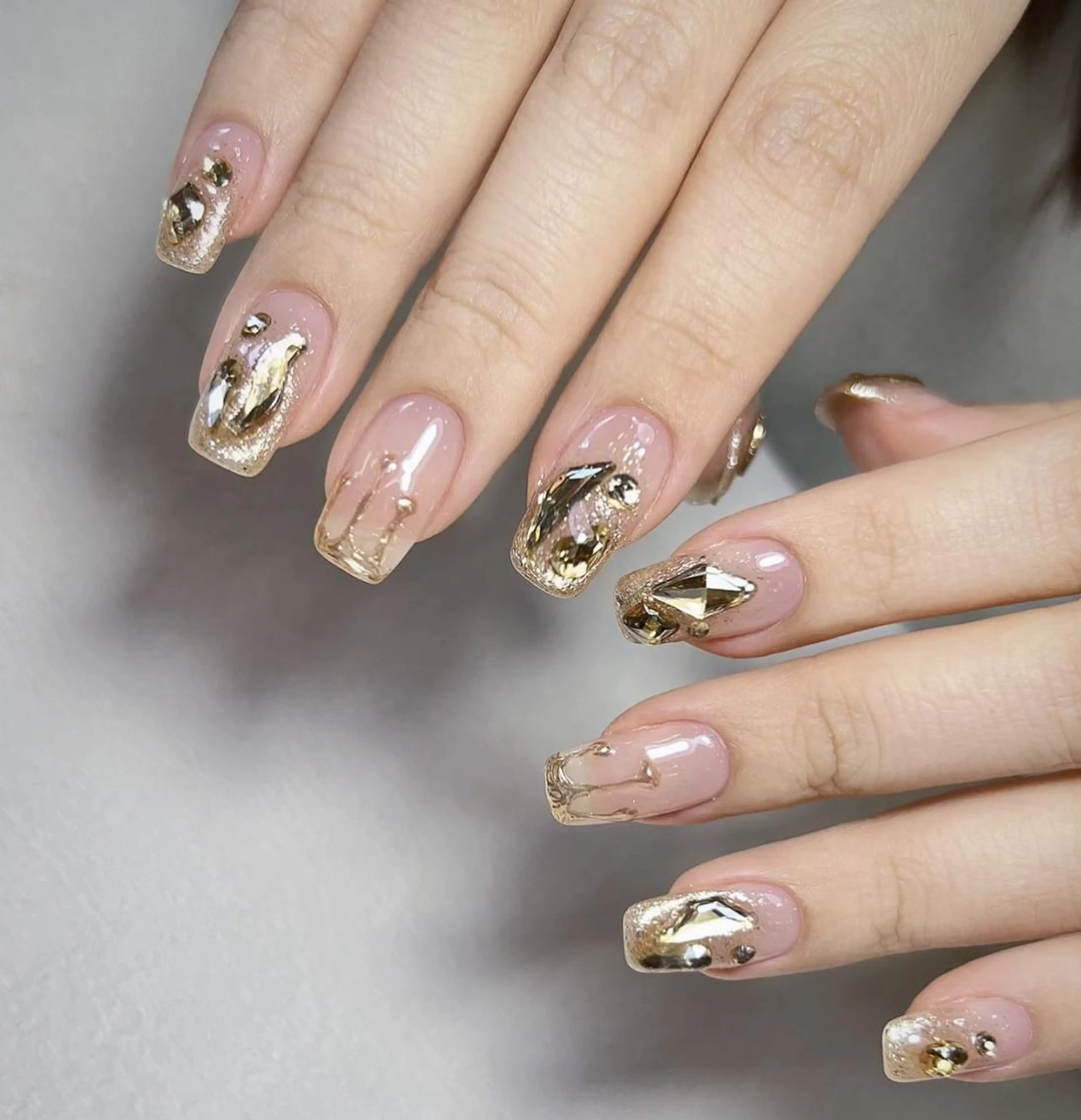 ネイル Queens momoのネイルデザイン