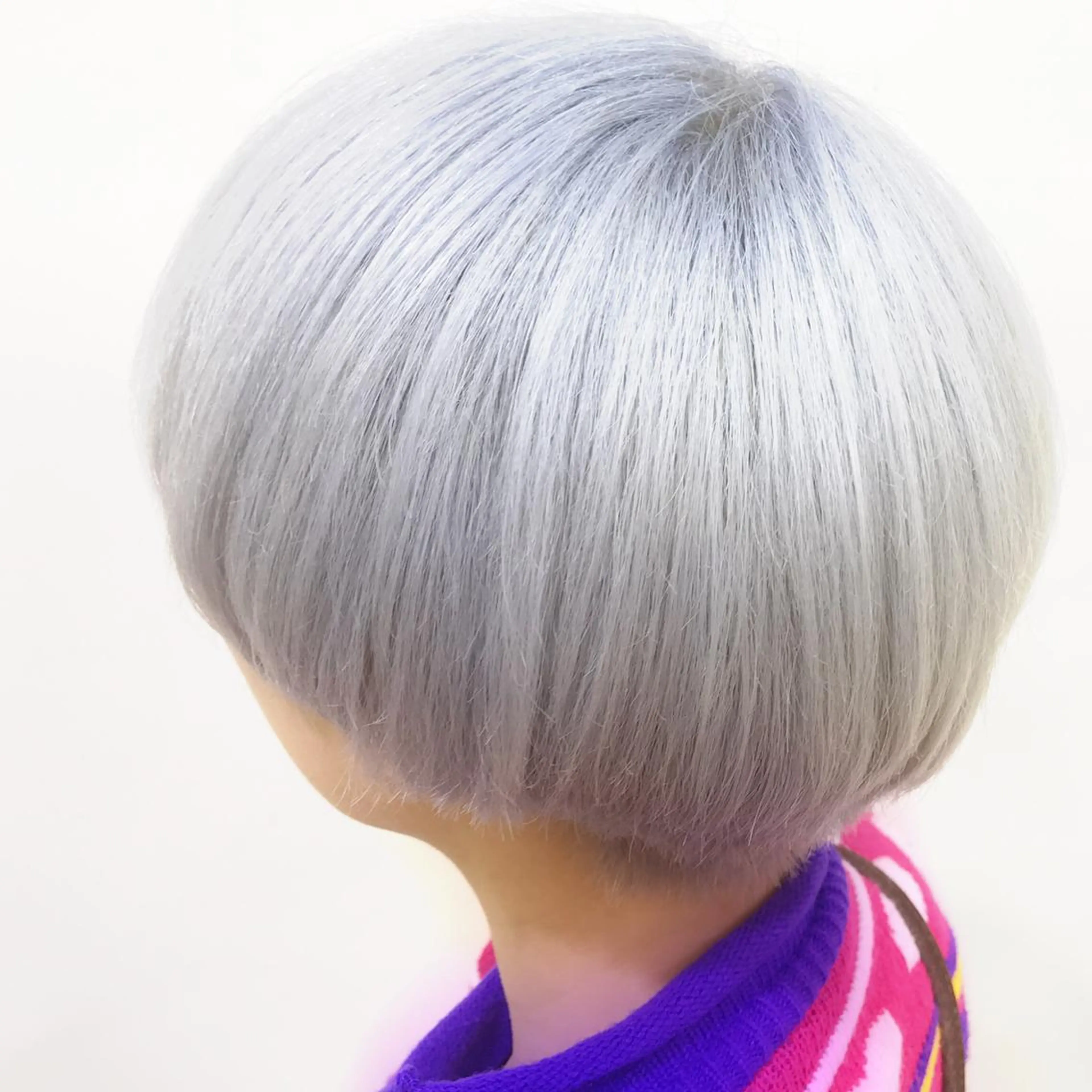 ショート カラー ブリーチ 💎✨️NoVal by siestaのヘアスタイル