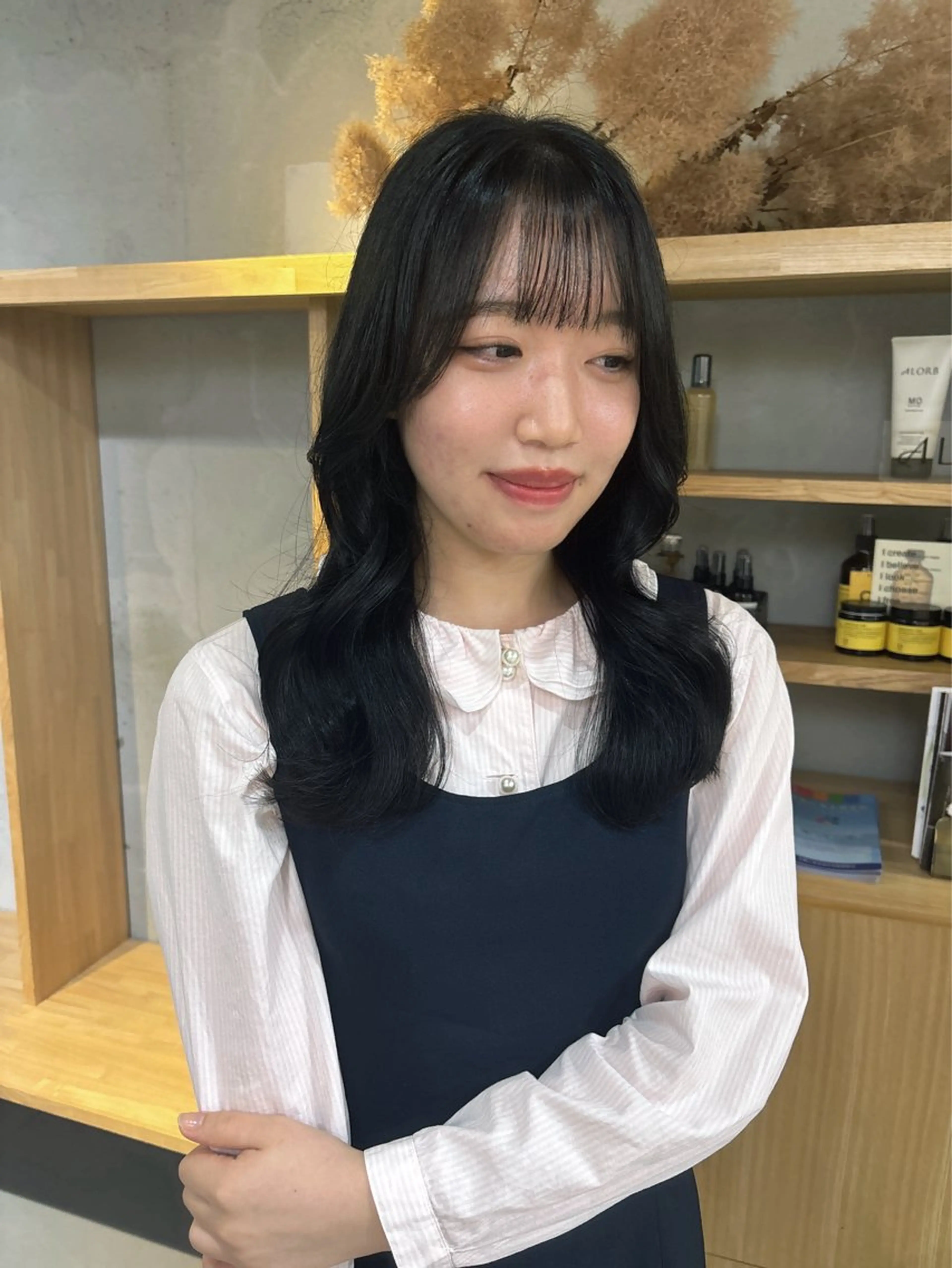 セミロング Ashe　oleng所属・オモヤ ウタノのヘアスタイル