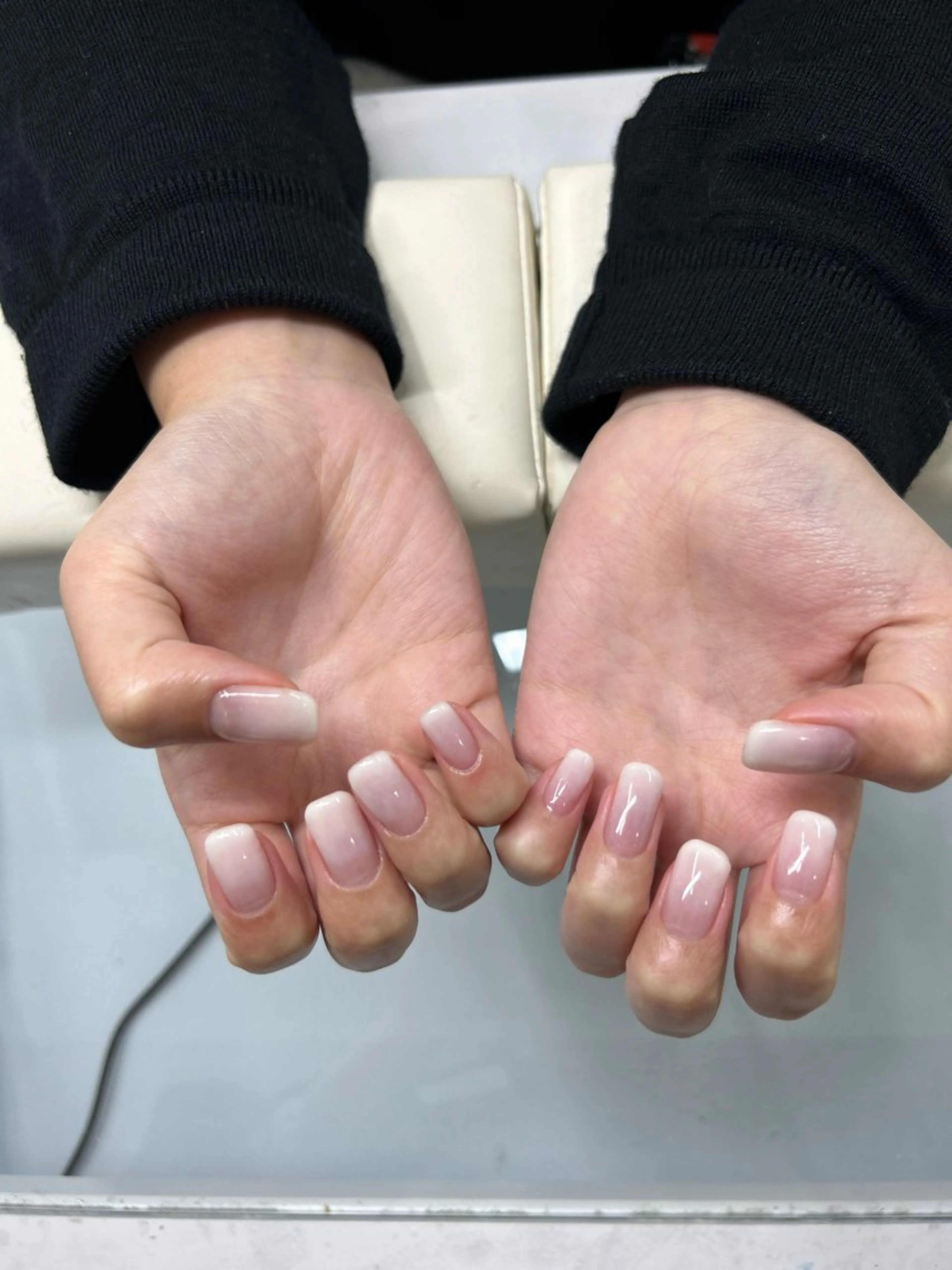 ネイル ホワイト 加藤 楓子のネイルデザイン