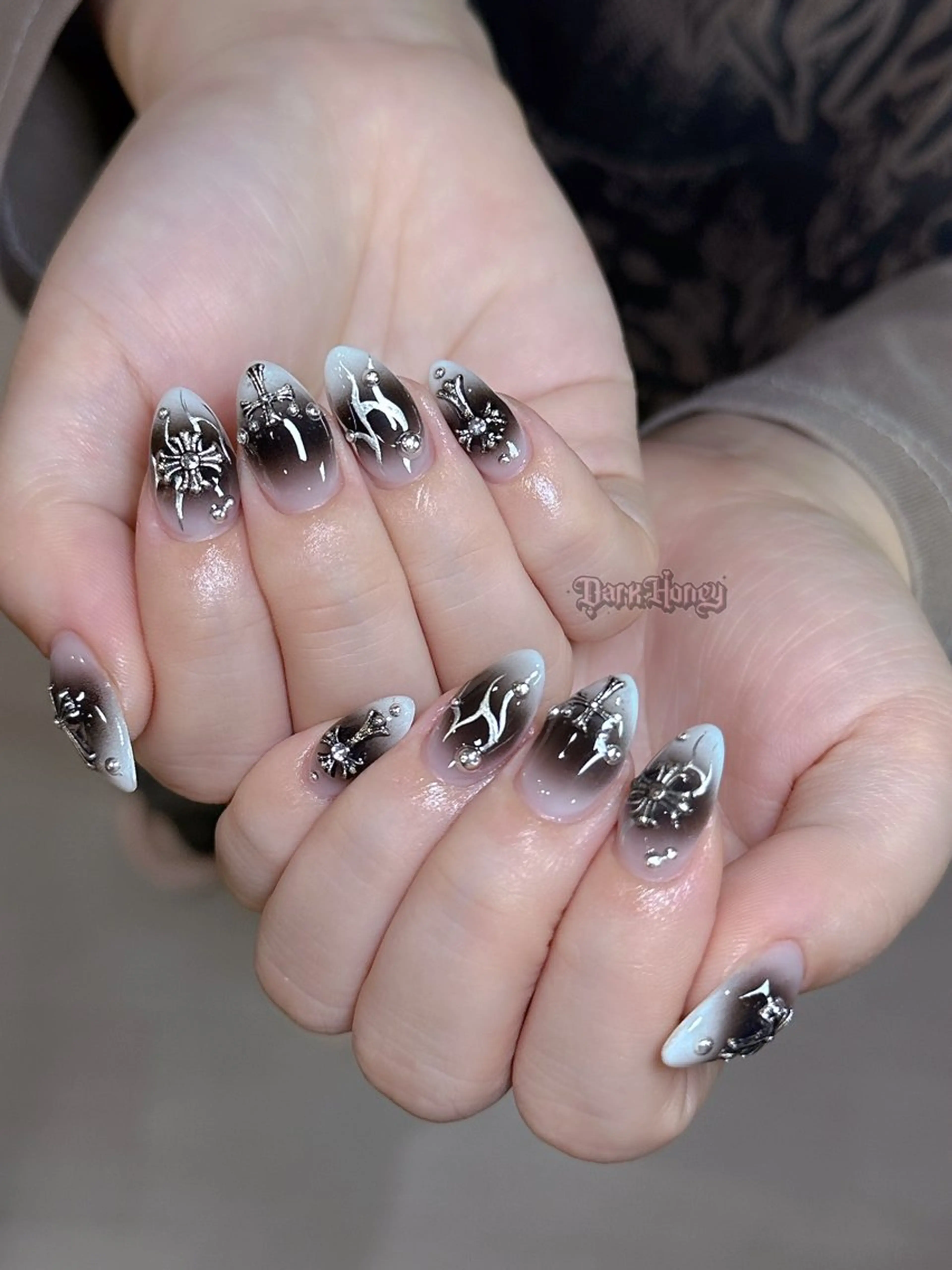 ネイル DarkHoney 池袋店のネイルデザイン