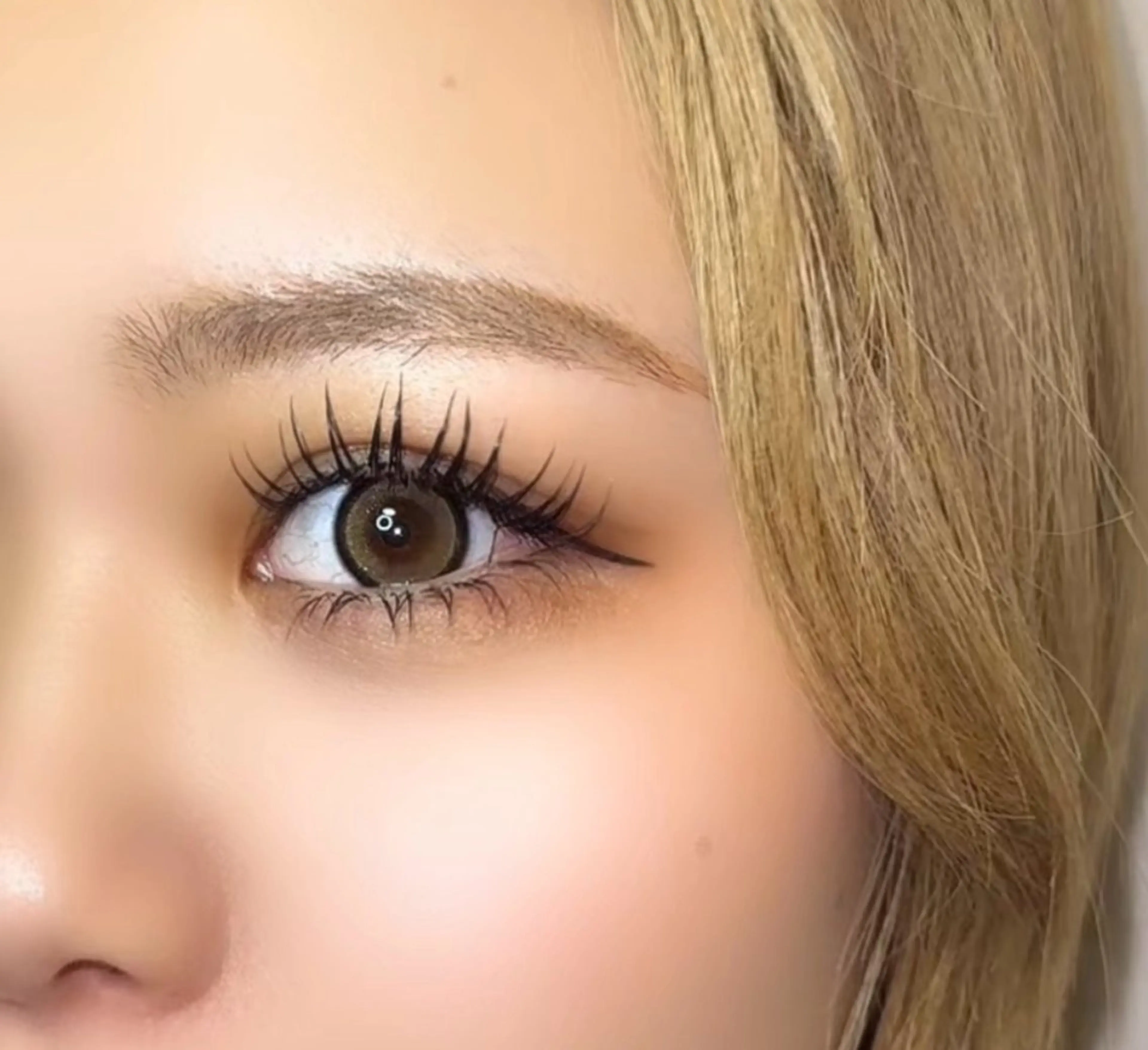 マツエク・マツパ eyelash salon bella所属・RIN KAWAIの眉毛・アイブロウイメージ