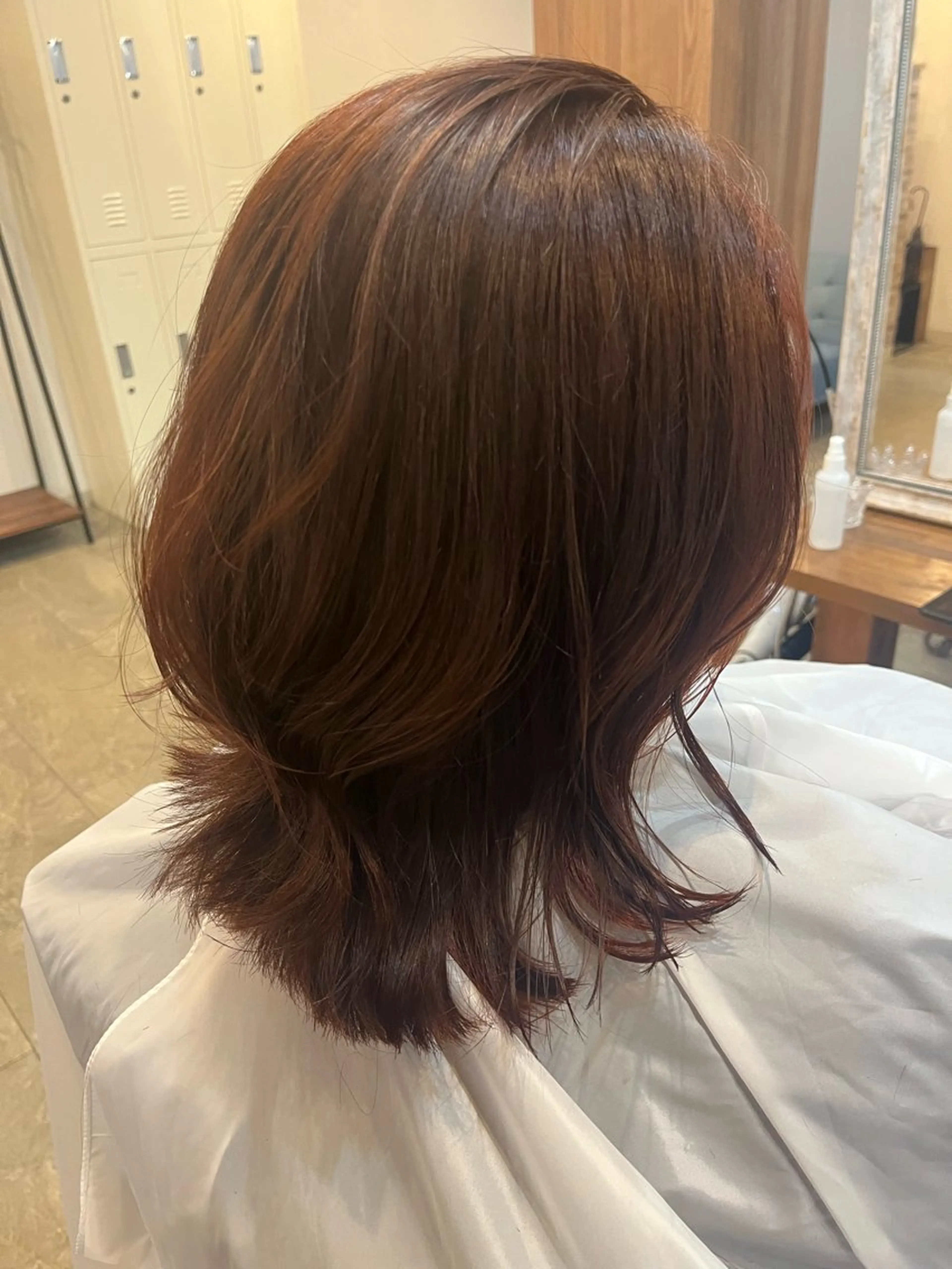ミディアム くびれヘア カット ヘアカラー トリートメント ron所属・FUNAKOSHI MADOKAのヘアスタイル