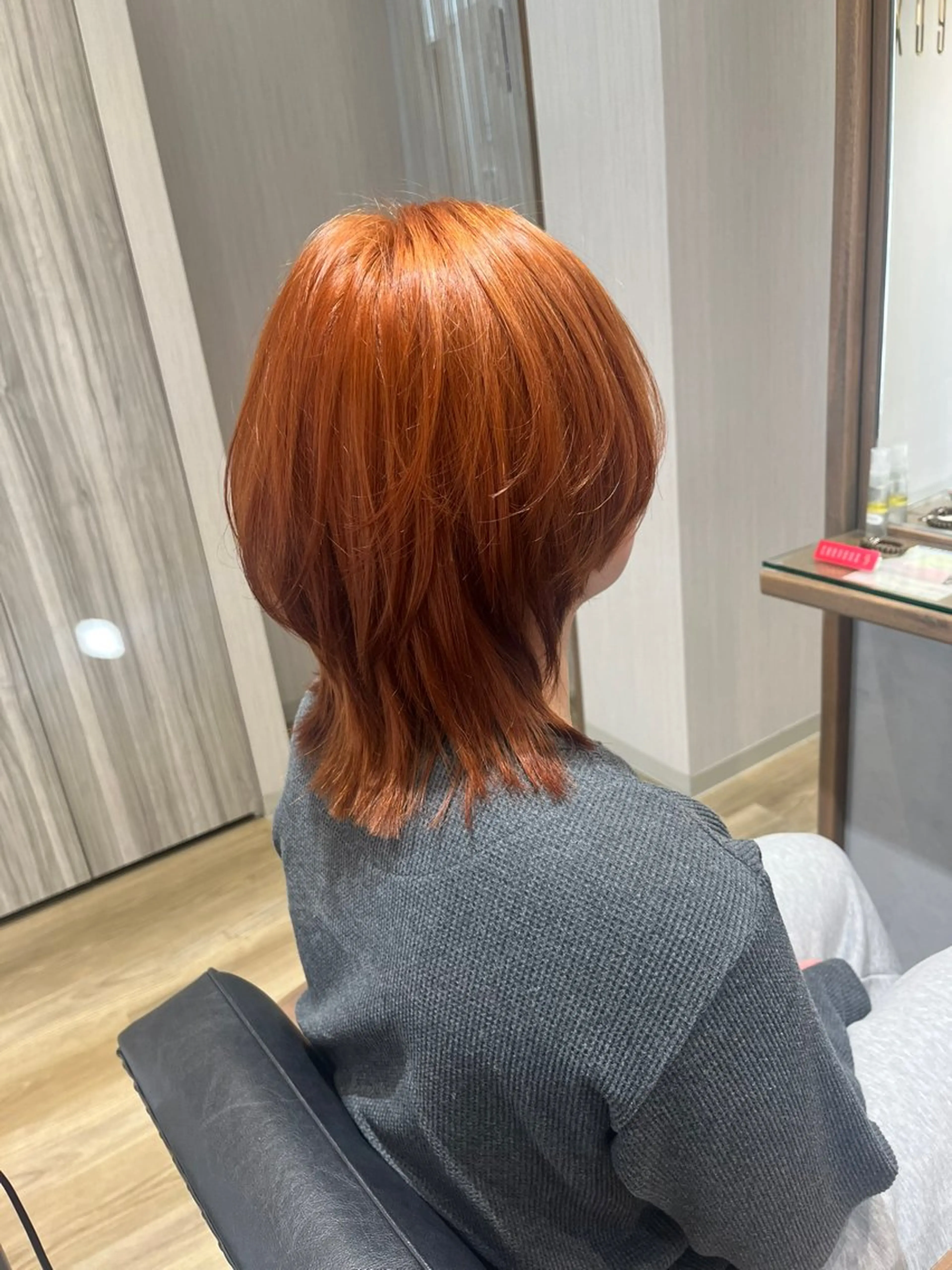 ミディアム ウルフカット カット ヘアカラー 樋口 莉奈のヘアスタイル