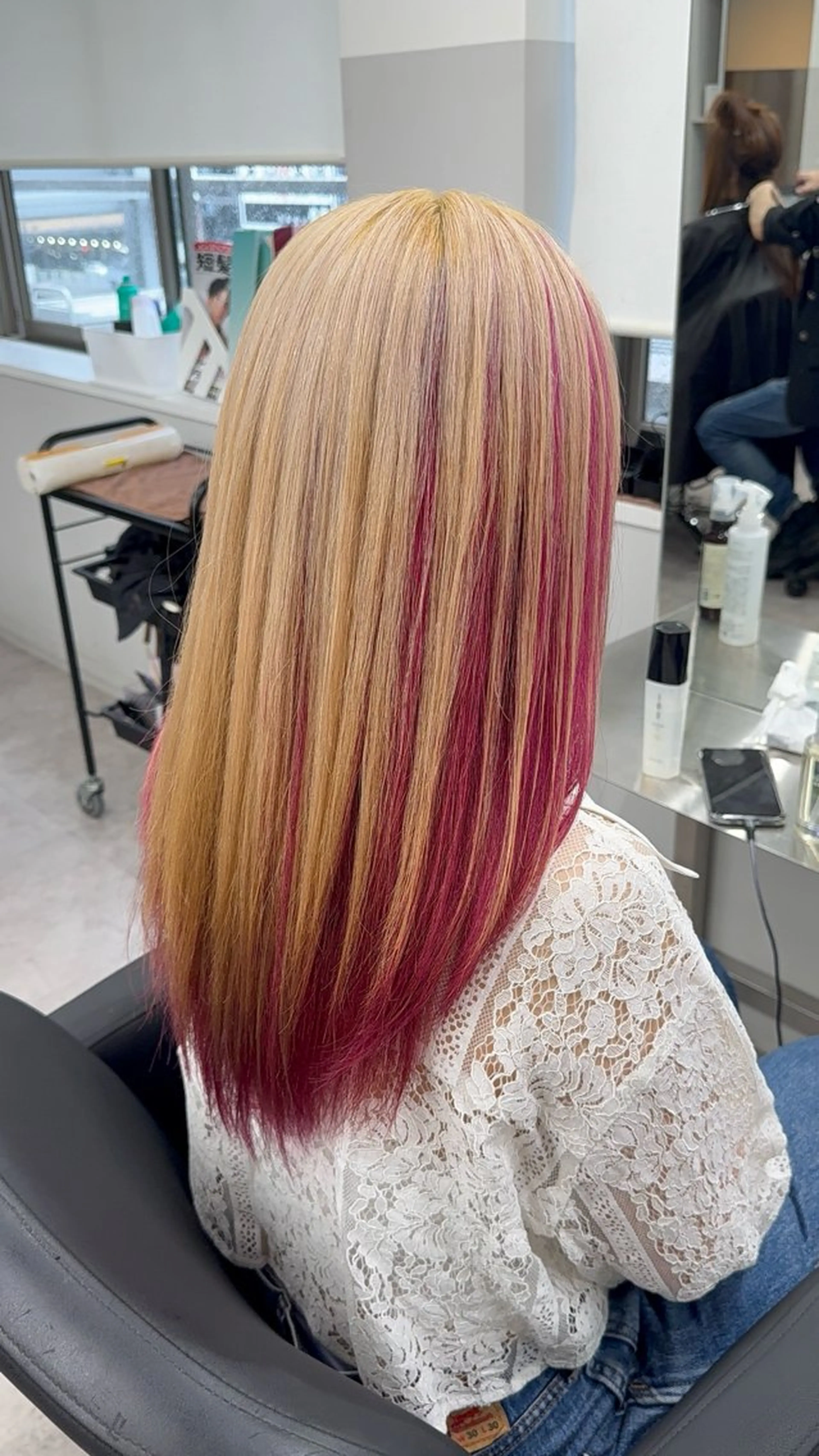 ロング カラー ヘアアレンジ カット ヘアカラー トリートメント ⭐️柏木皇気ブリーチ ムラ修正/他店直しのヘアスタイル