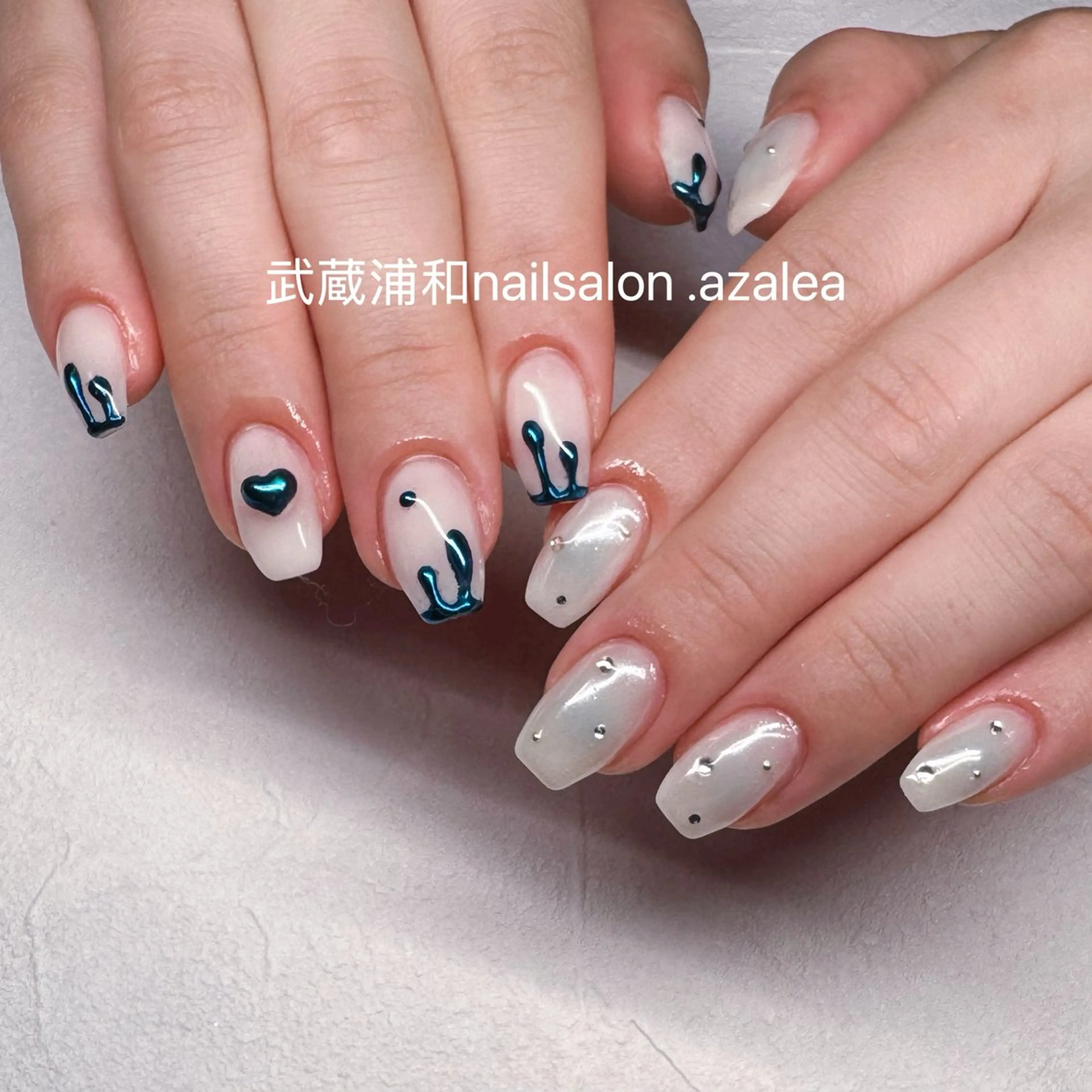 ネイル ハンドネイル R inのネイルデザイン