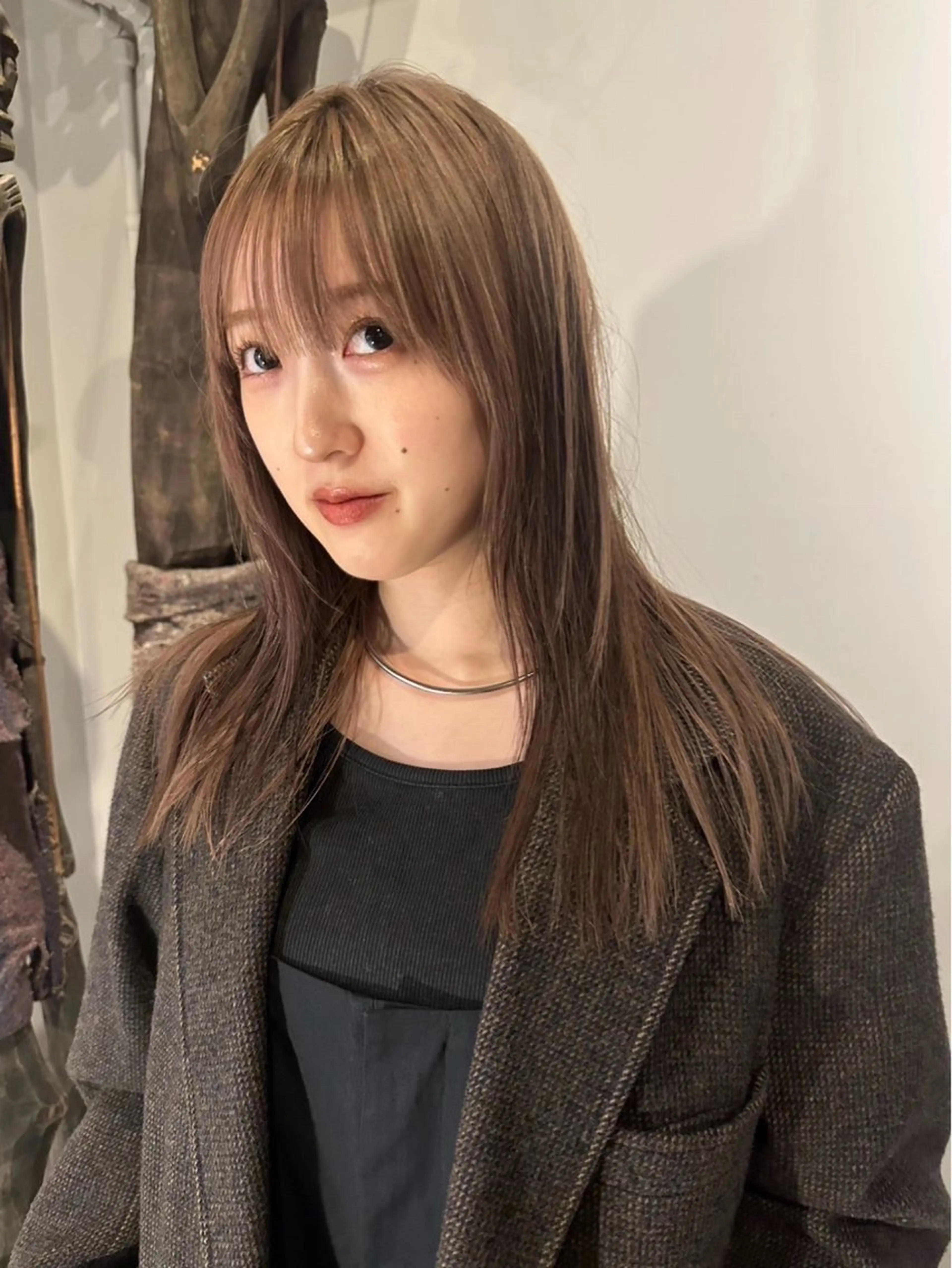 セミロング カラー 顔まわりレイヤー 顔周りカット レイヤーカット ボブ ロングモデル shoのヘアスタイル