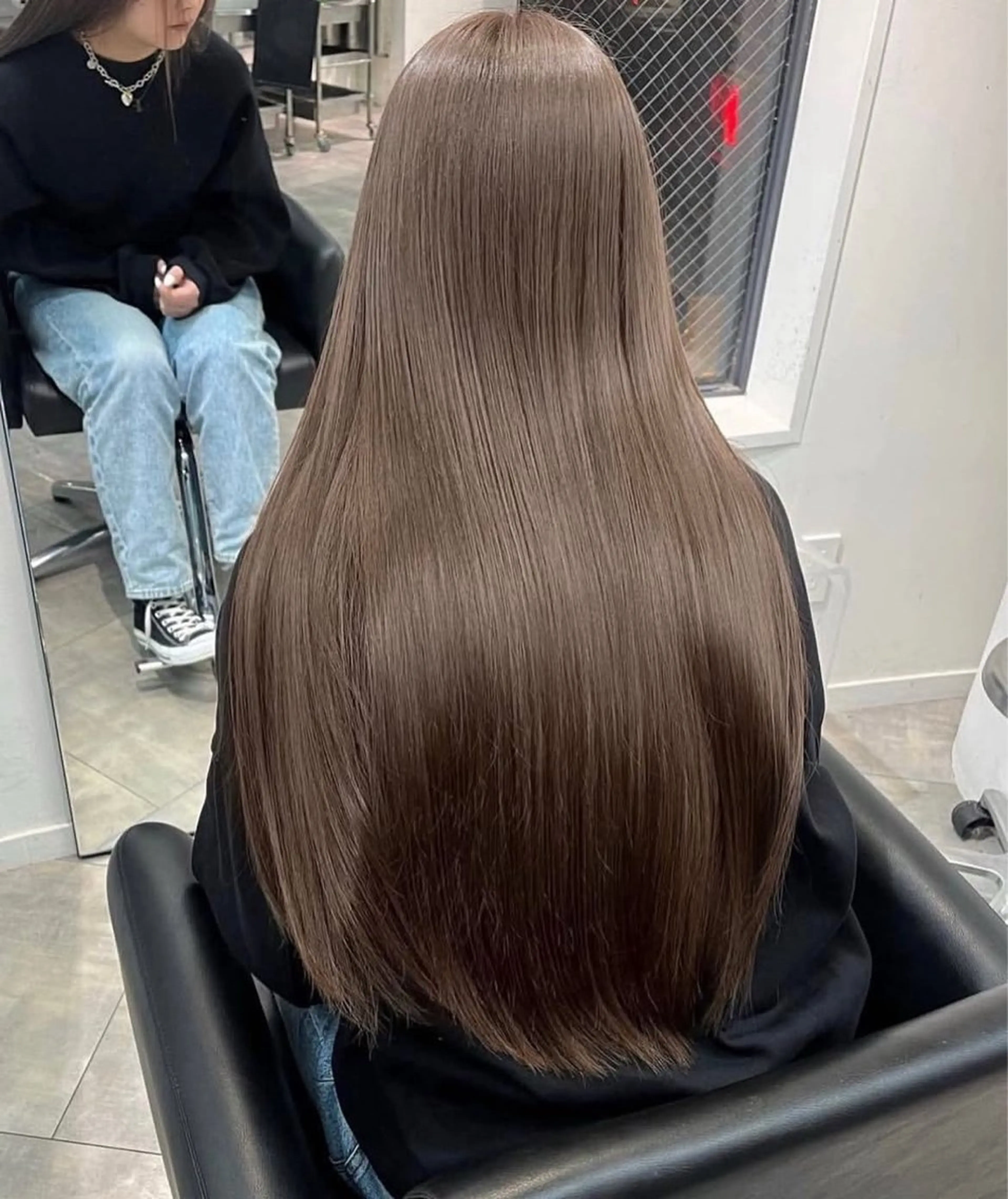 🎀ミニモ限定価格🎀ブリーチ無し高級ワンカラー🪄+トリートメント¥16,000→¥4,000✨の写真