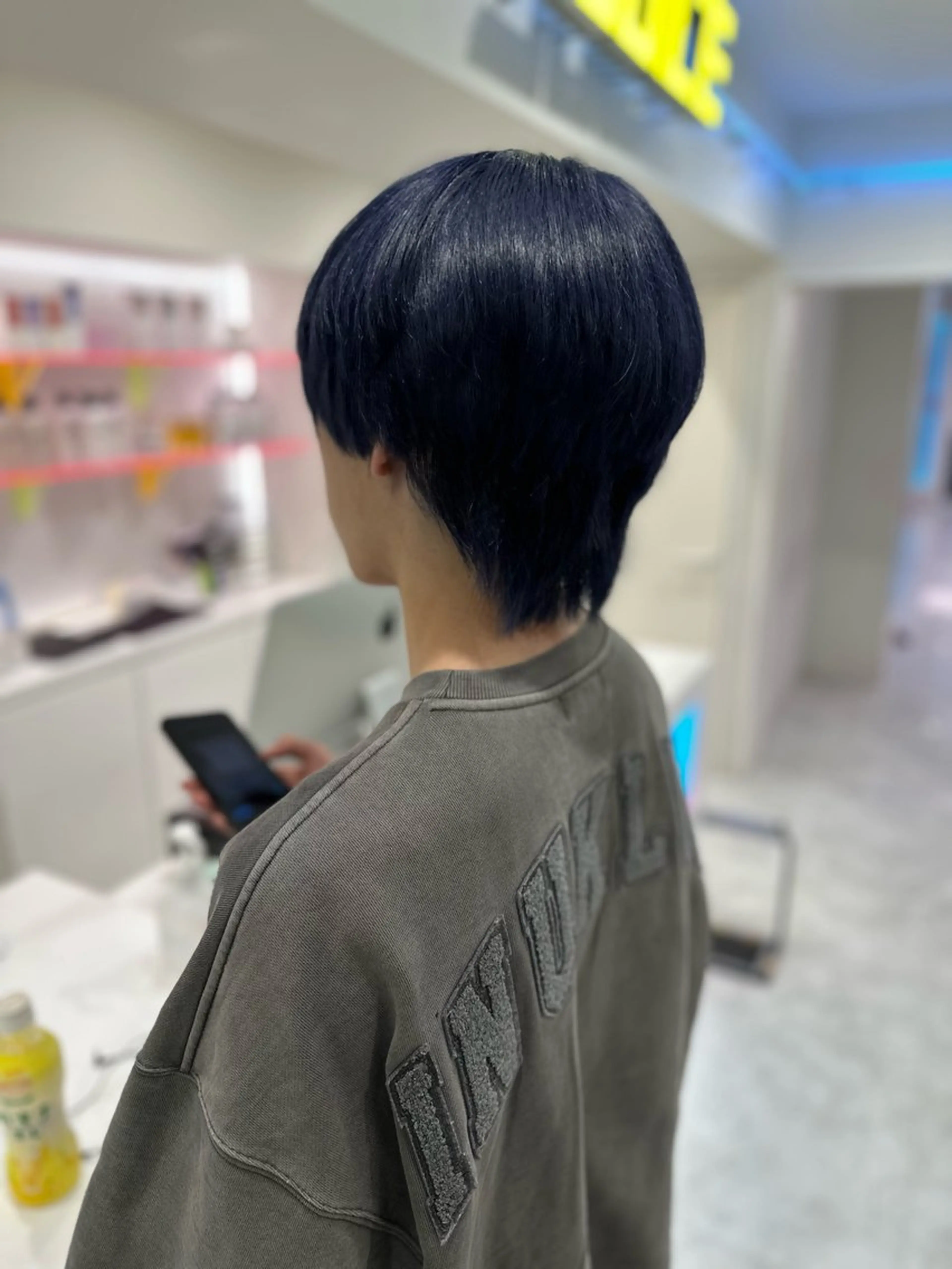 セミロング カラー ヘアアレンジ ヘアカラー トリートメント ヘアセット 🫧艶感  ハイトー ン／ブリーチ🫧のヘアスタイル