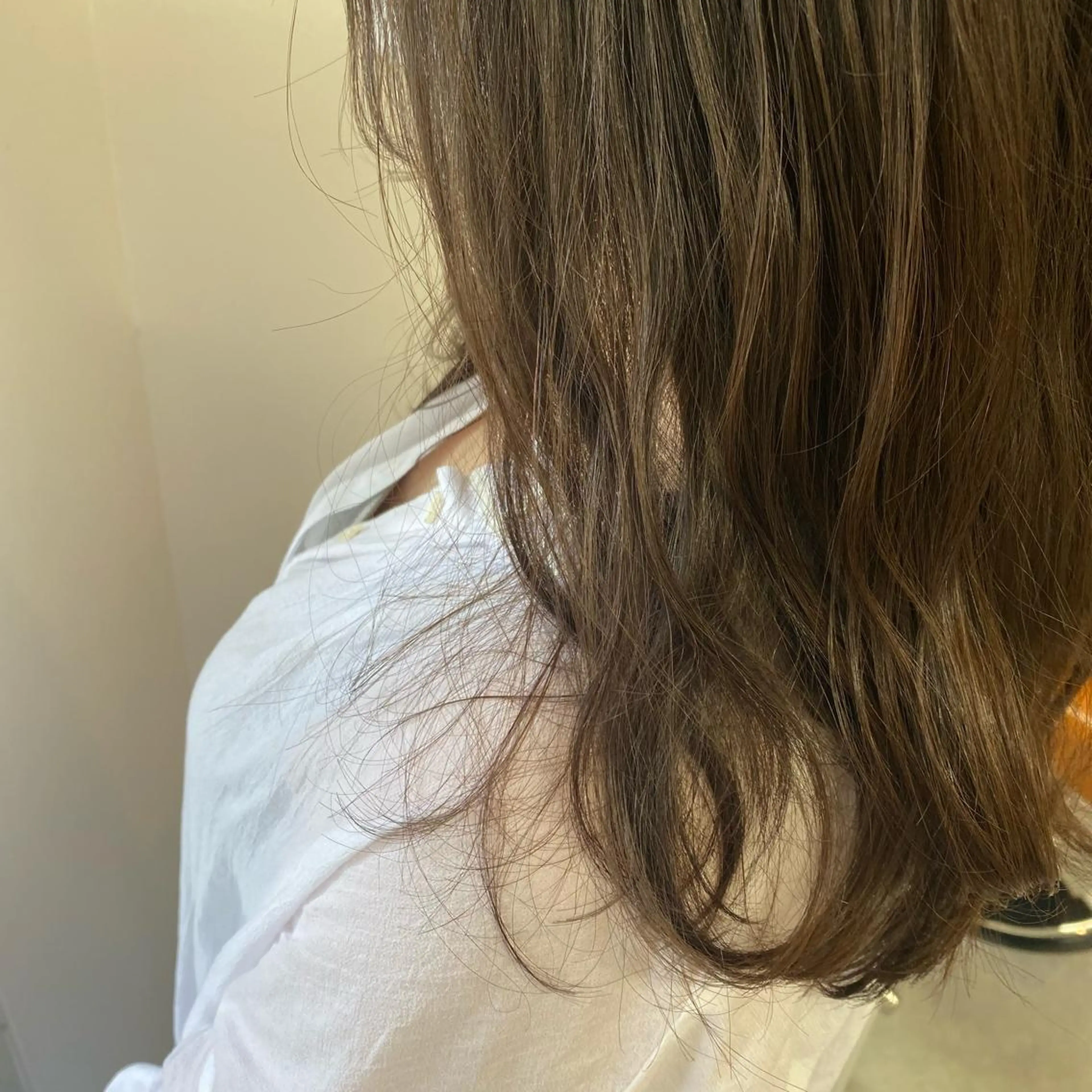 セミロング フラウヘアデザイン所属・大田 留衣のヘアスタイル