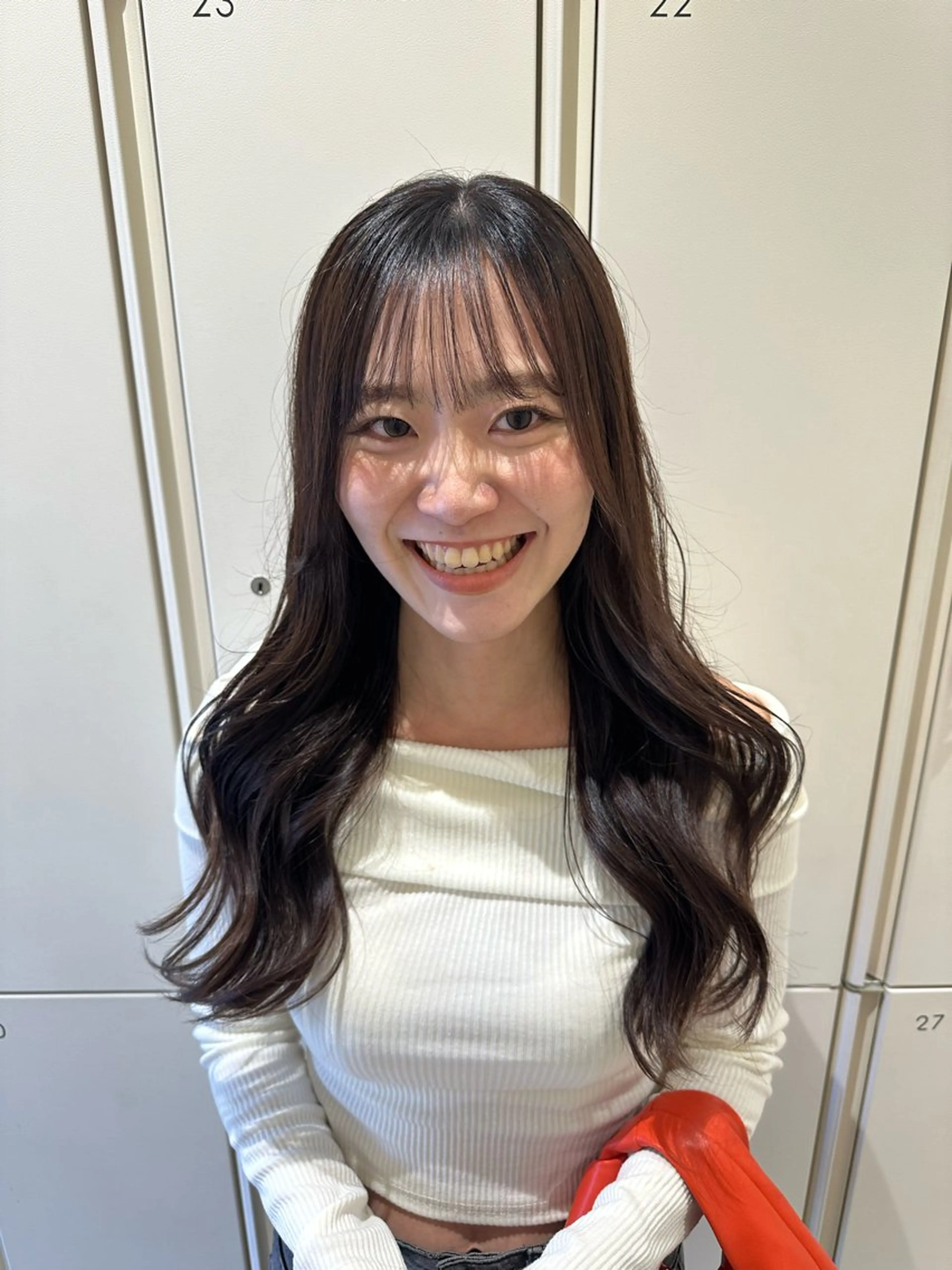 ロング カラー ヘアアレンジ タイトボブ個性派カラ ーAKANEのヘアスタイル
