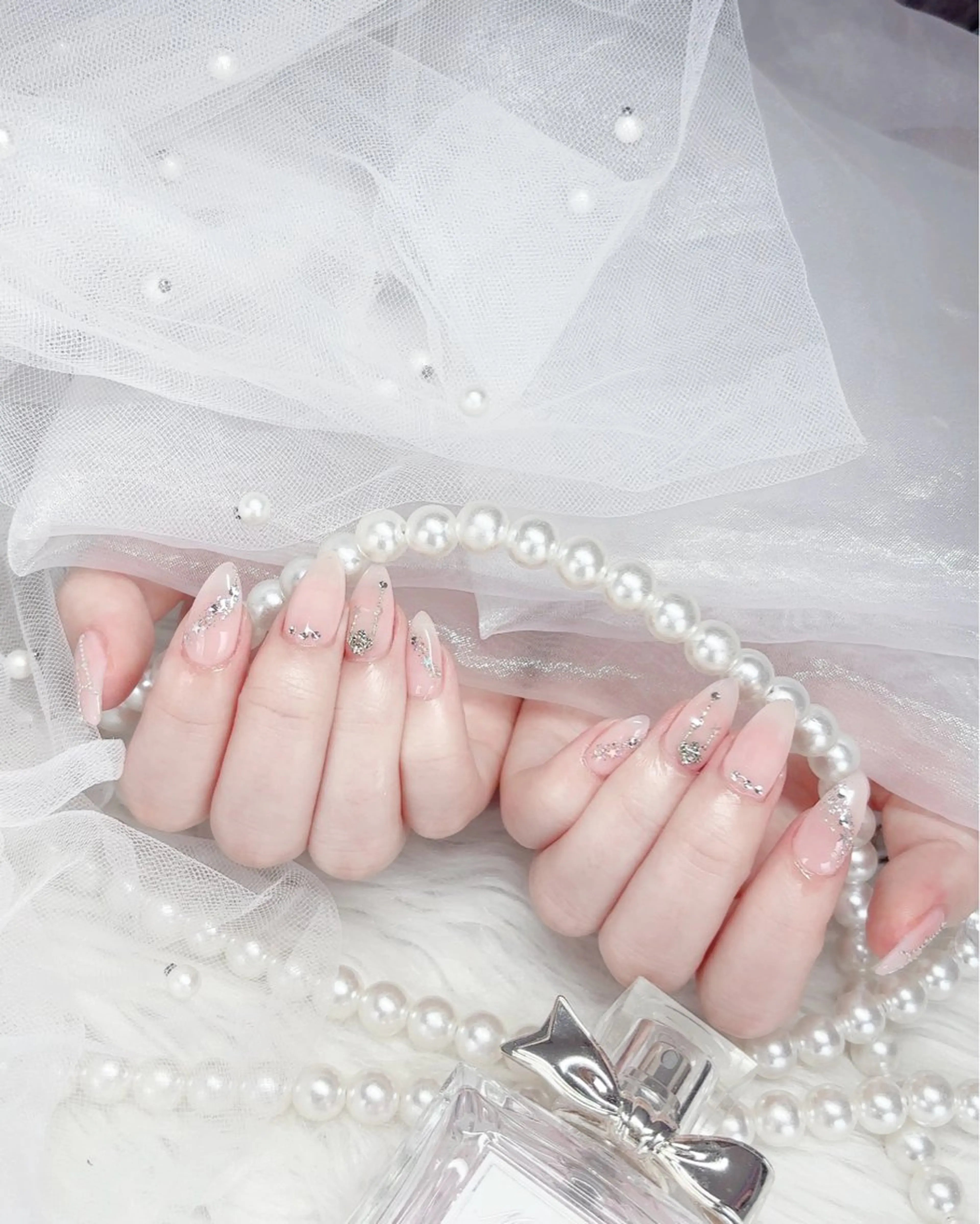 ネイル オーロラネイル 成人式 フットネイル 韓国ネイル ロングネイル Yudia🦋 azuのネイルデザイン