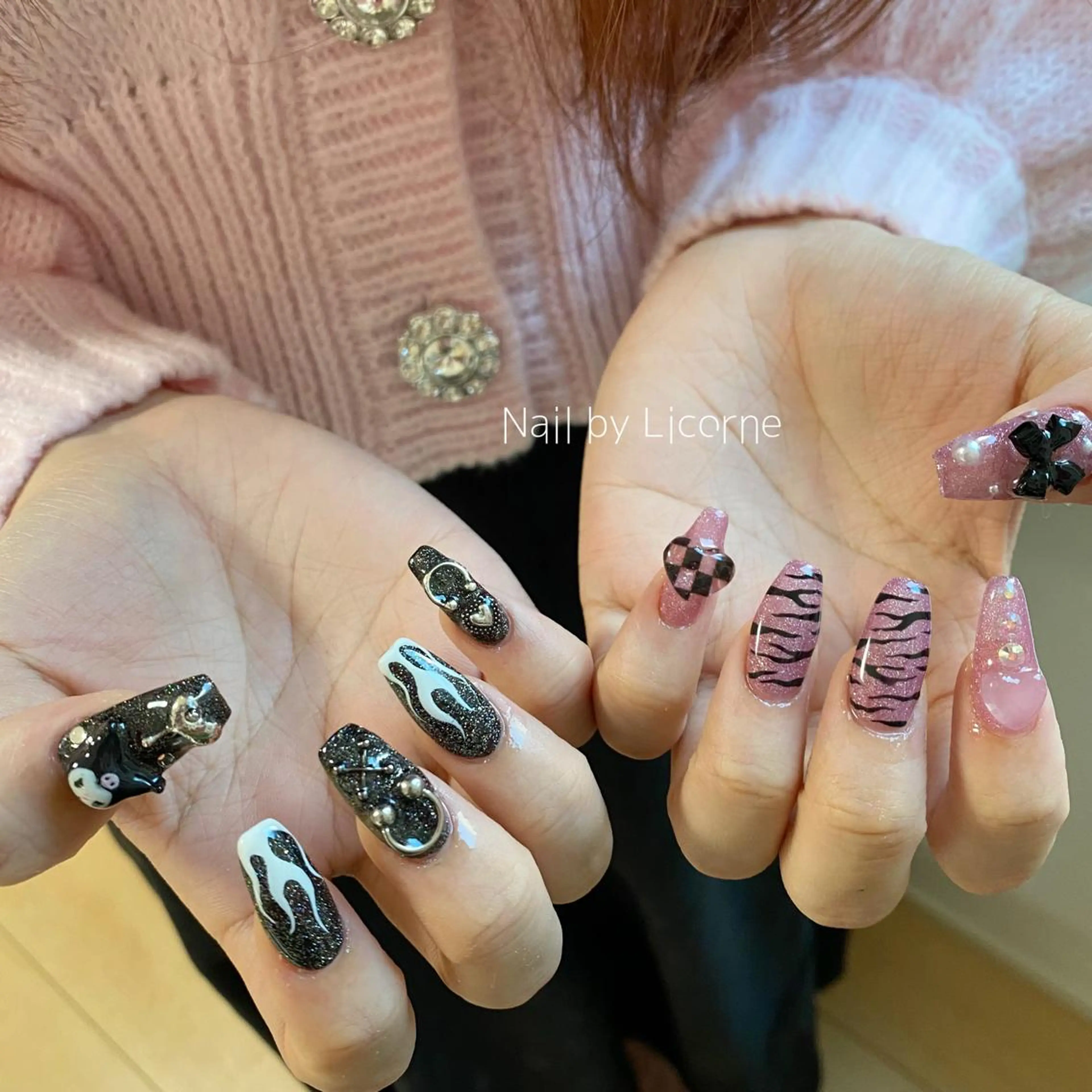 ネイル アートネイル オーロラネイル フレンチネイル 氷ネイル・うるうるネイル マグネットネイル ハンドネイル Nail by Licorneのネイルデザイン