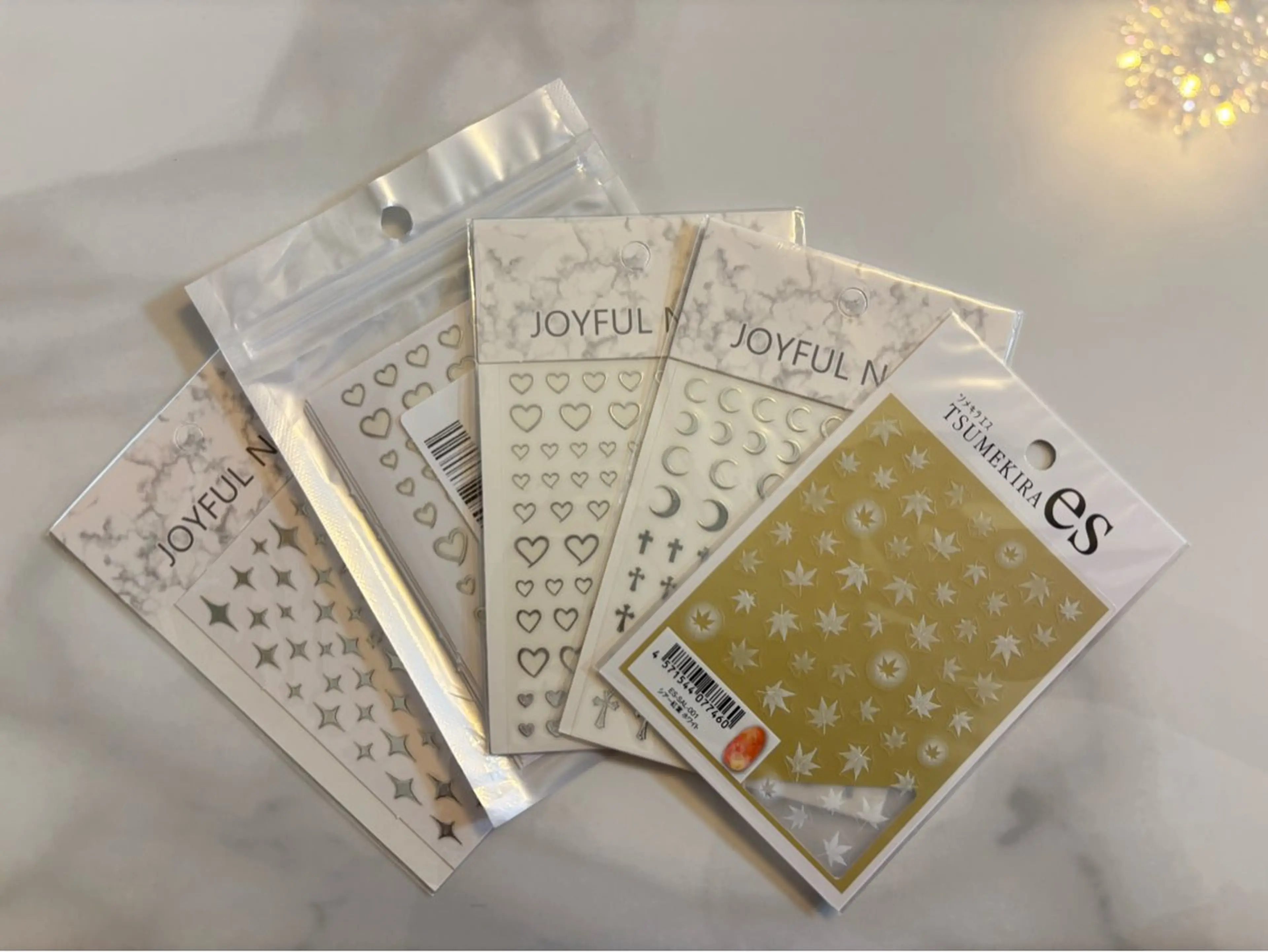 ネイル ストーンネイル eccoネイル南越谷所属・サブスクネイル eccoネイル南越谷のネイルデザイン