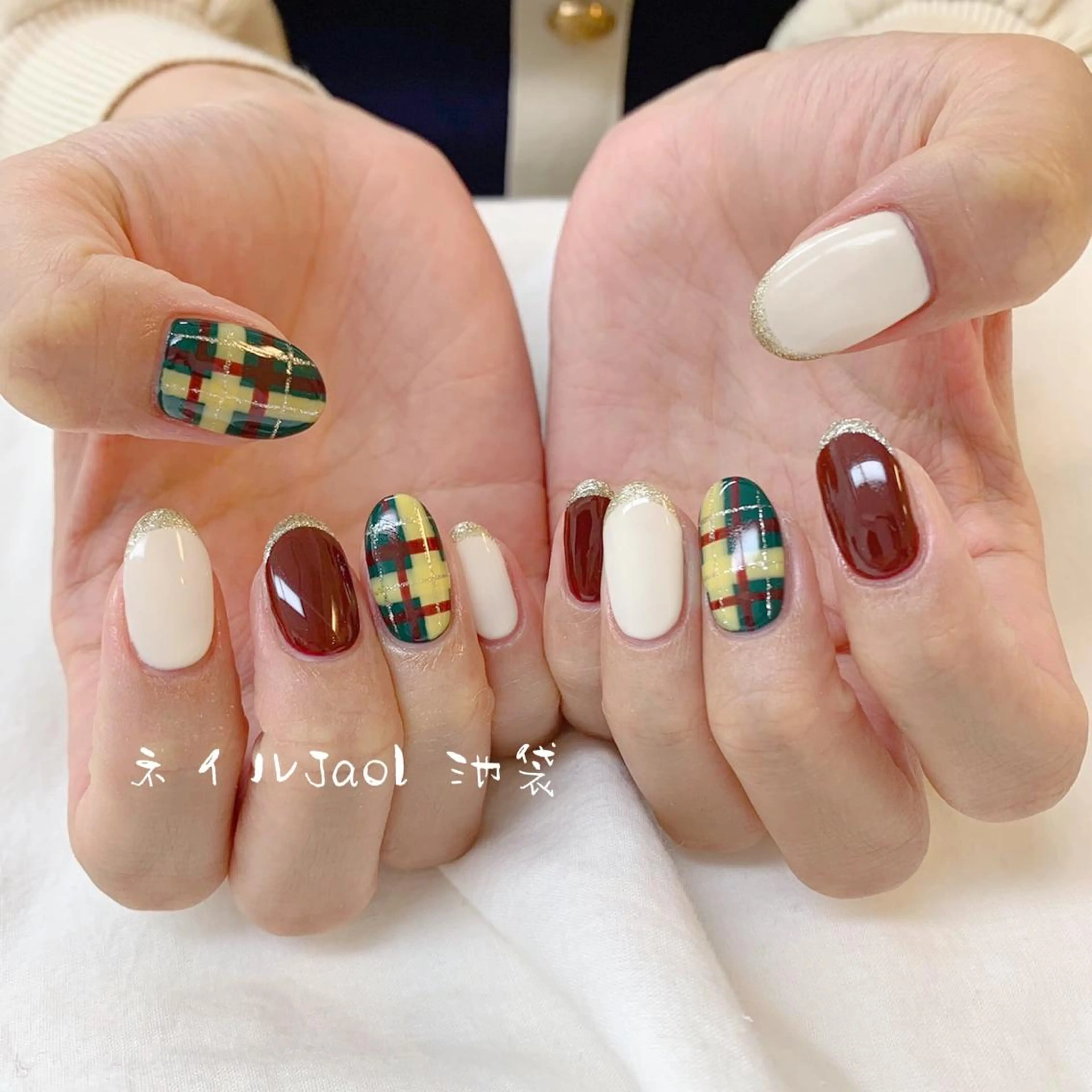 ミディアム nail jaol池袋店所属・ネイルJaol 池袋のネイルデザイン