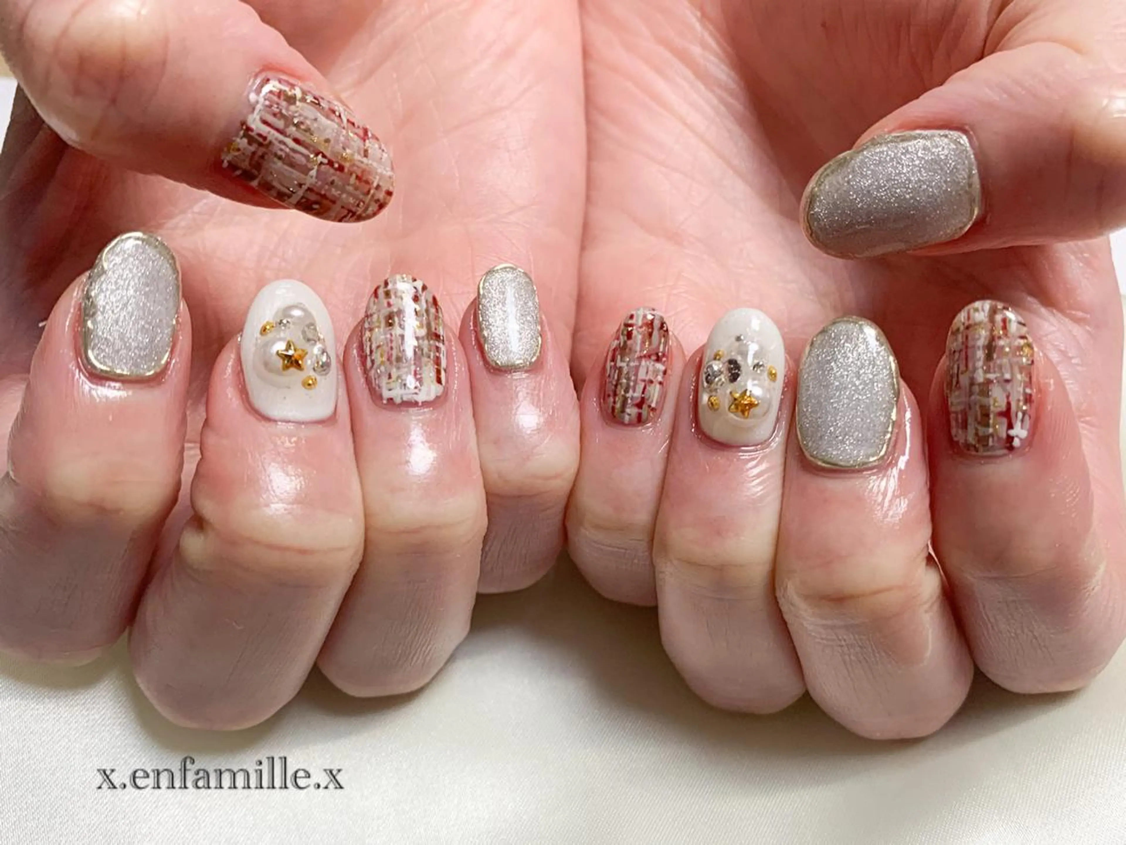 ネイル マグネットネイル ハンドネイル nail salon en familleのネイルデザイン