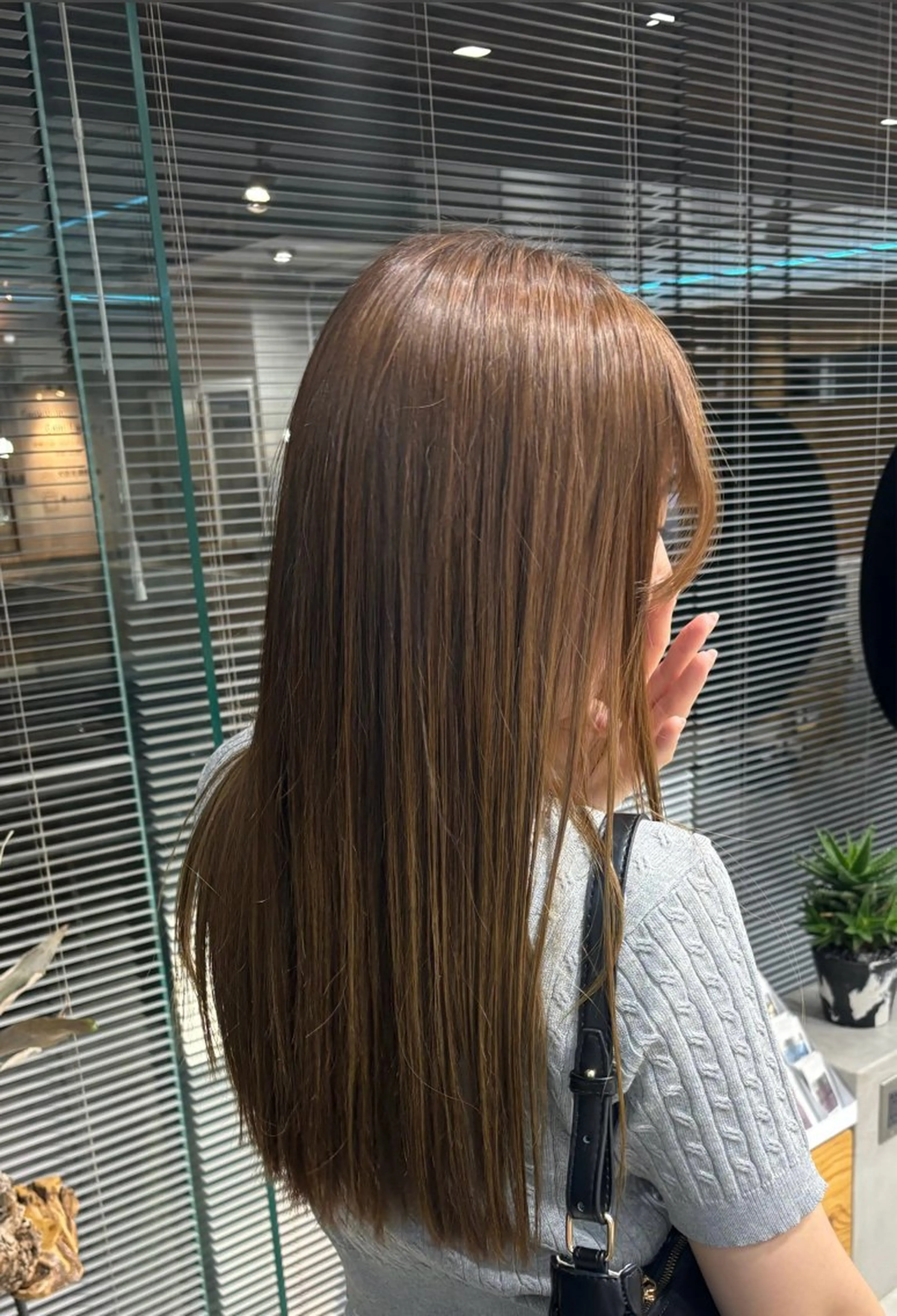 ロング カラー ブラウンカラー ロング ヘアカラー cyan miwaのヘアスタイル