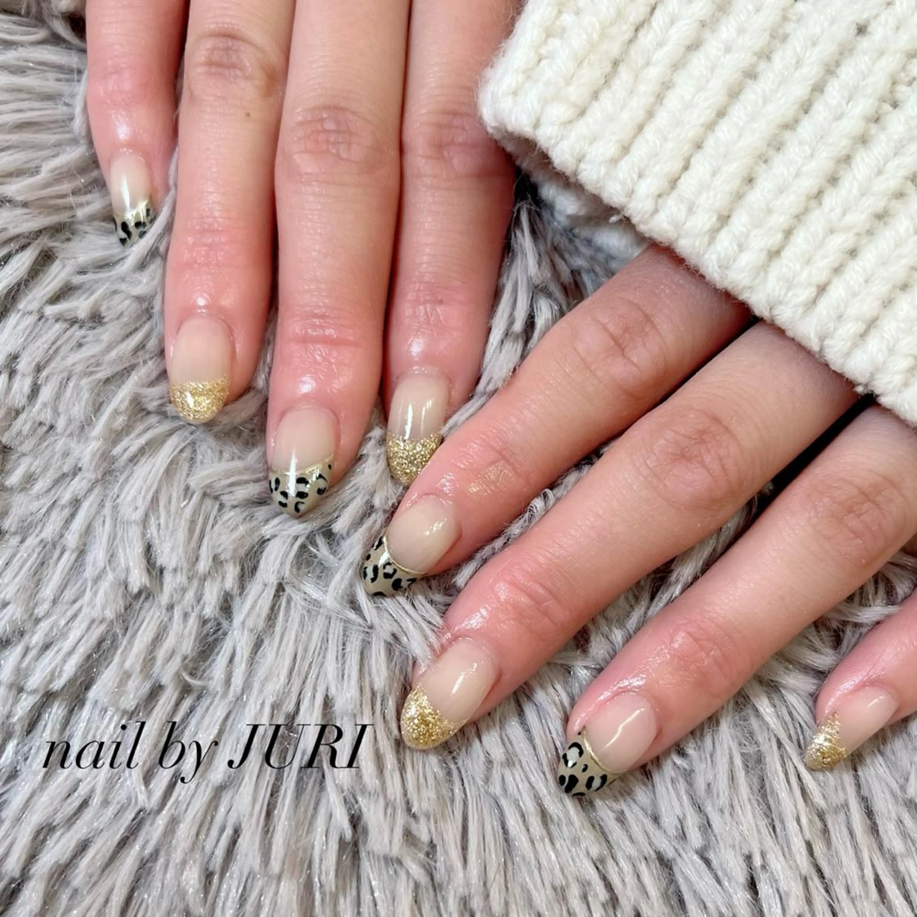 ネイル フットネイル フレンチネイル ジェルネイル ラメ(グリッター) ラメグラデーション NEO Beauty Salon所属・𝐍𝐄𝐎 𝐉𝐔𝐑𝐈のネイルデザイン