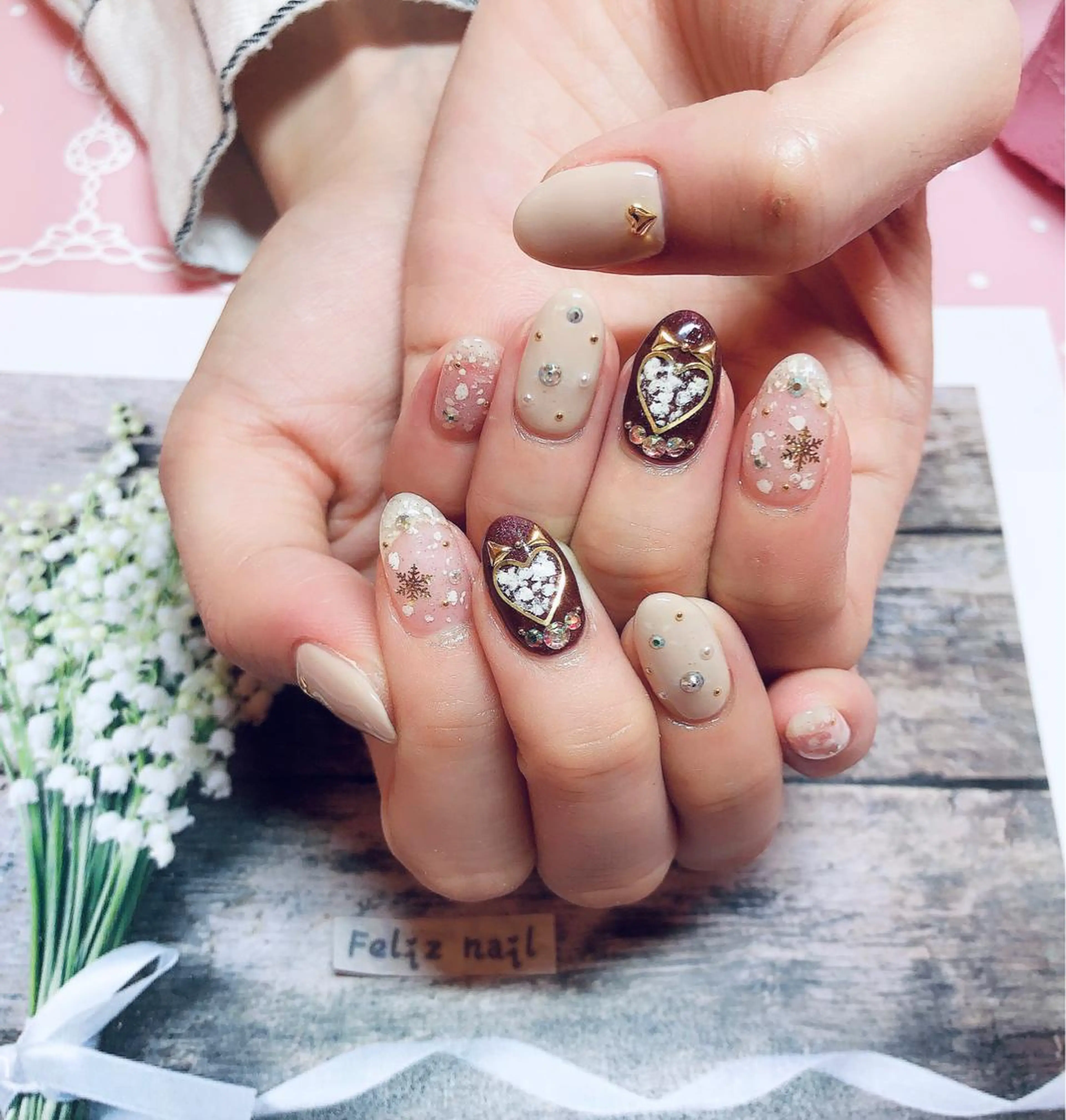 ネイル ジェルネイル ハート キラキラネイル パラジェル バレンタイン ハンドネイル ユキカ （ネイリスト）のネイルデザイン