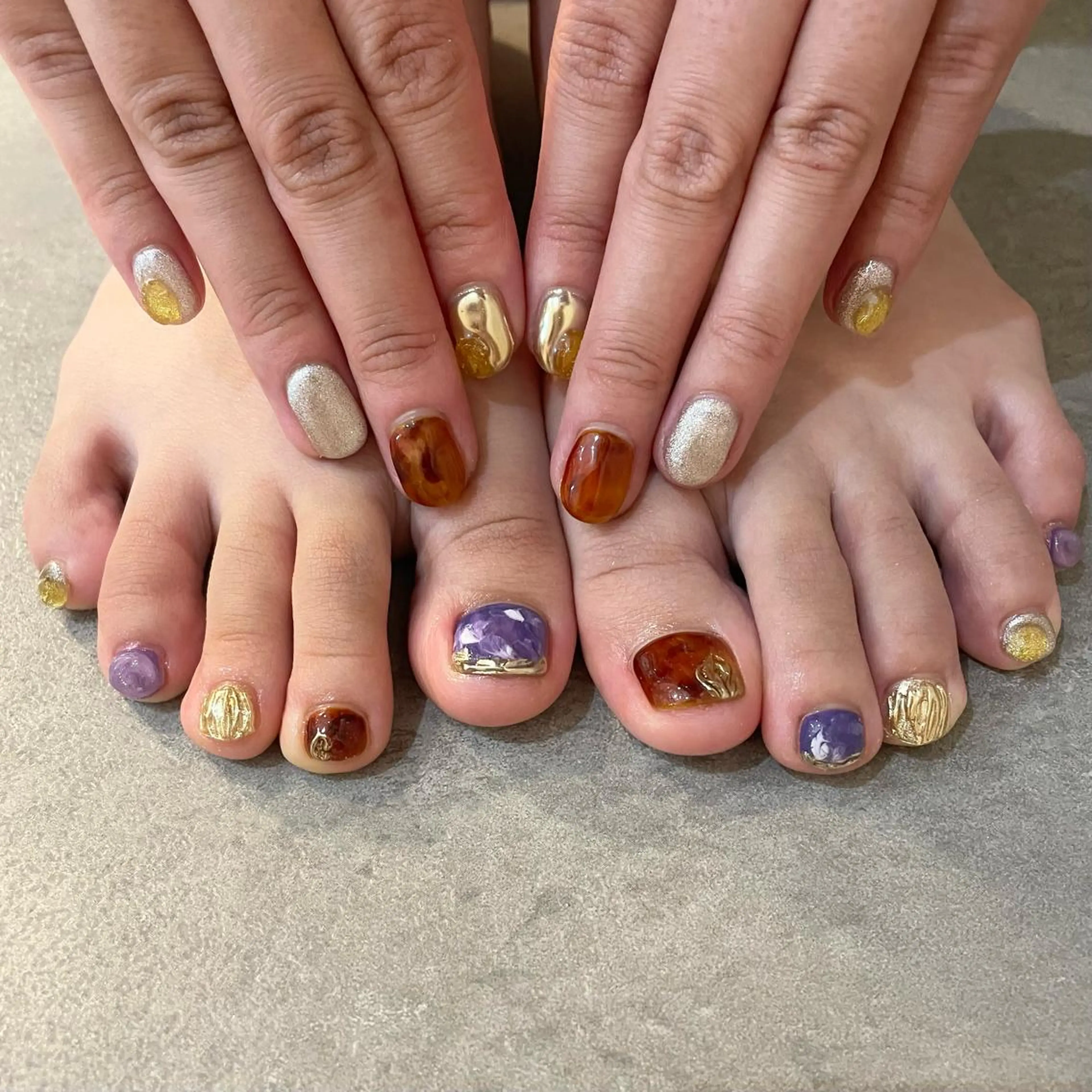 ネイル フットネイル おそろいネイル Nail Salon Gummi.のネイルデザイン