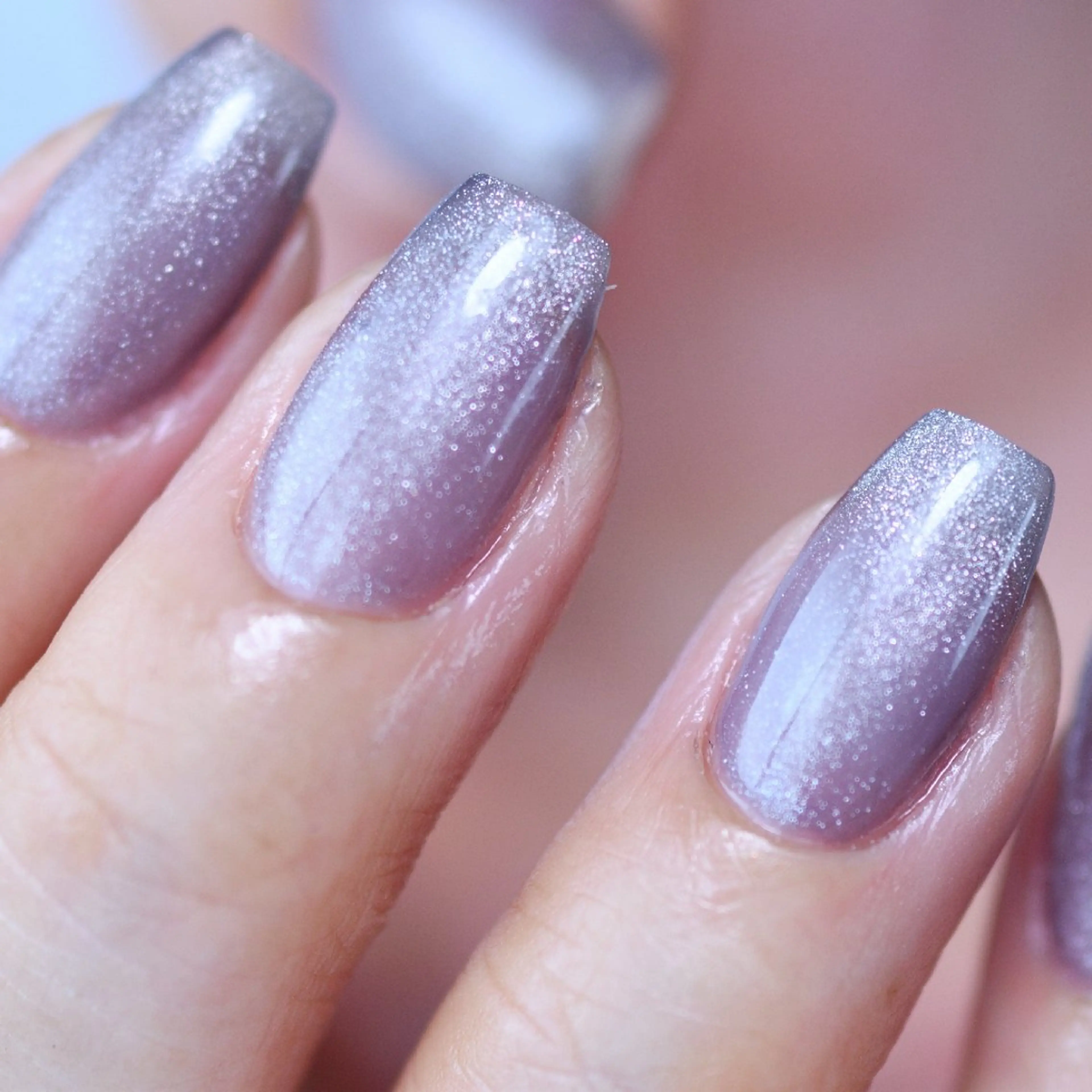 ネイル マグネットネイル L’atelier Nenuphar所属・nénuphar misaのネイルデザイン