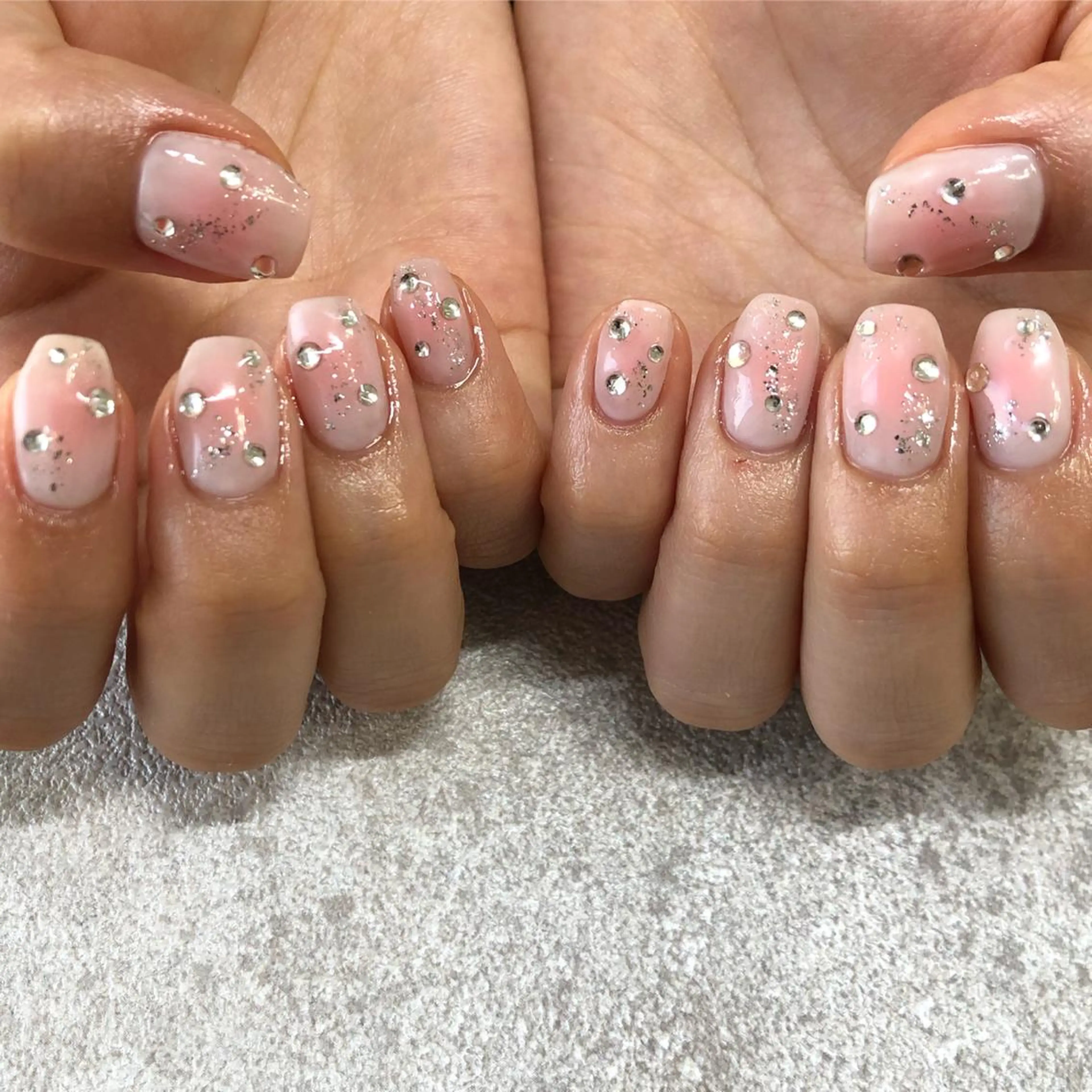 ネイル ハンドネイル ViViA momokaのネイルデザイン