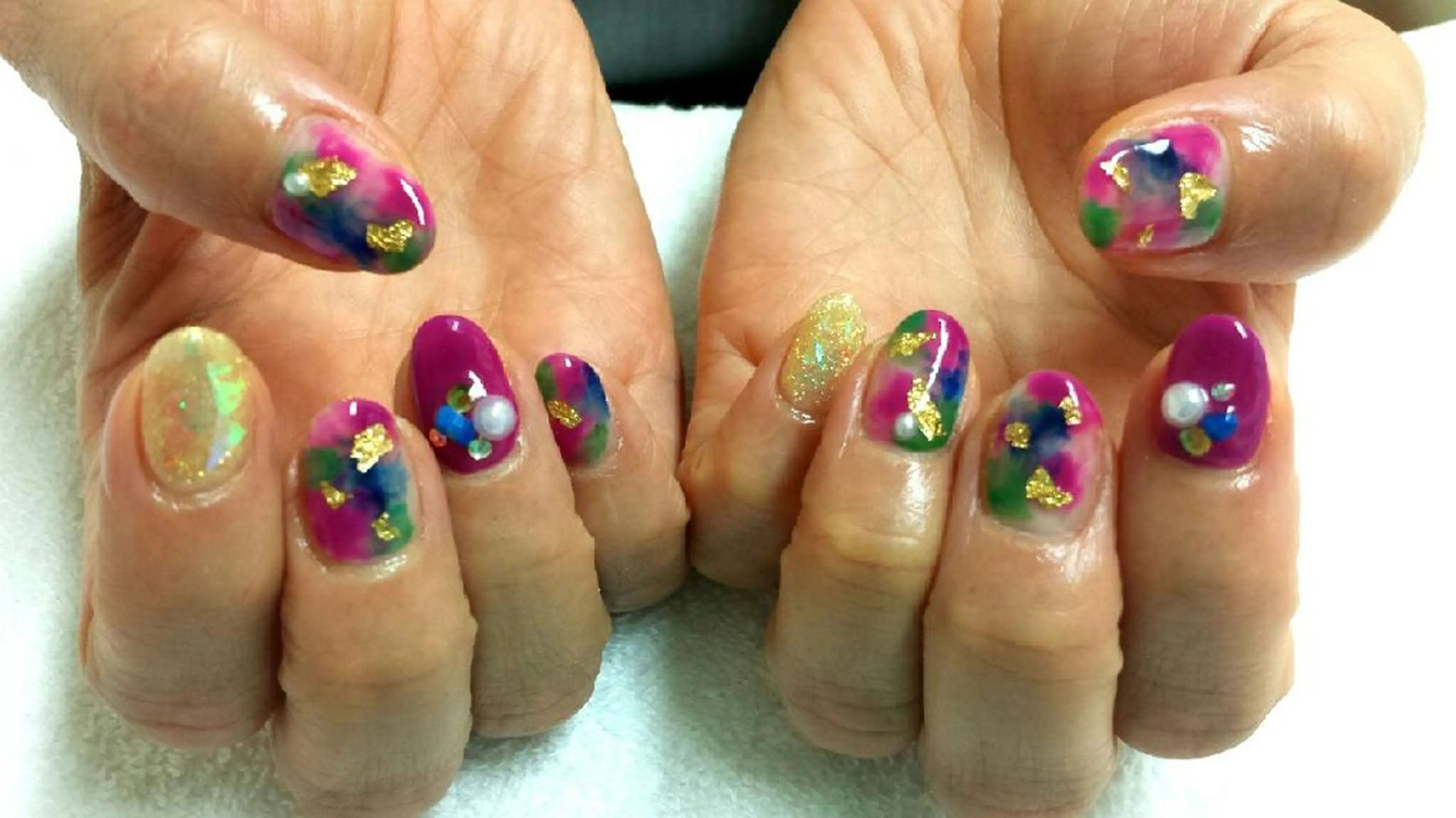 ネイル 河野ちえ (雑誌掲載サロン)のネイルデザイン